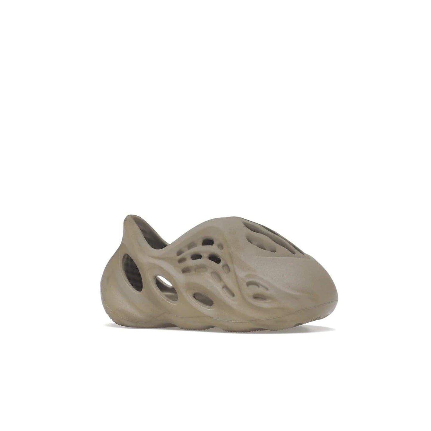 adidas Yeezy Foam RNNR Stone Sage (Infants) - Image 3 - Only at www.BallersClubKickz.com - Shop the adidas Yeezy Foam RNNR Stone Sage Infants for optimal lightweight protection and cool style. EVA foam, triple-tone design, and algae-harvested foam make for enhanced breathability and warm weather comfort.