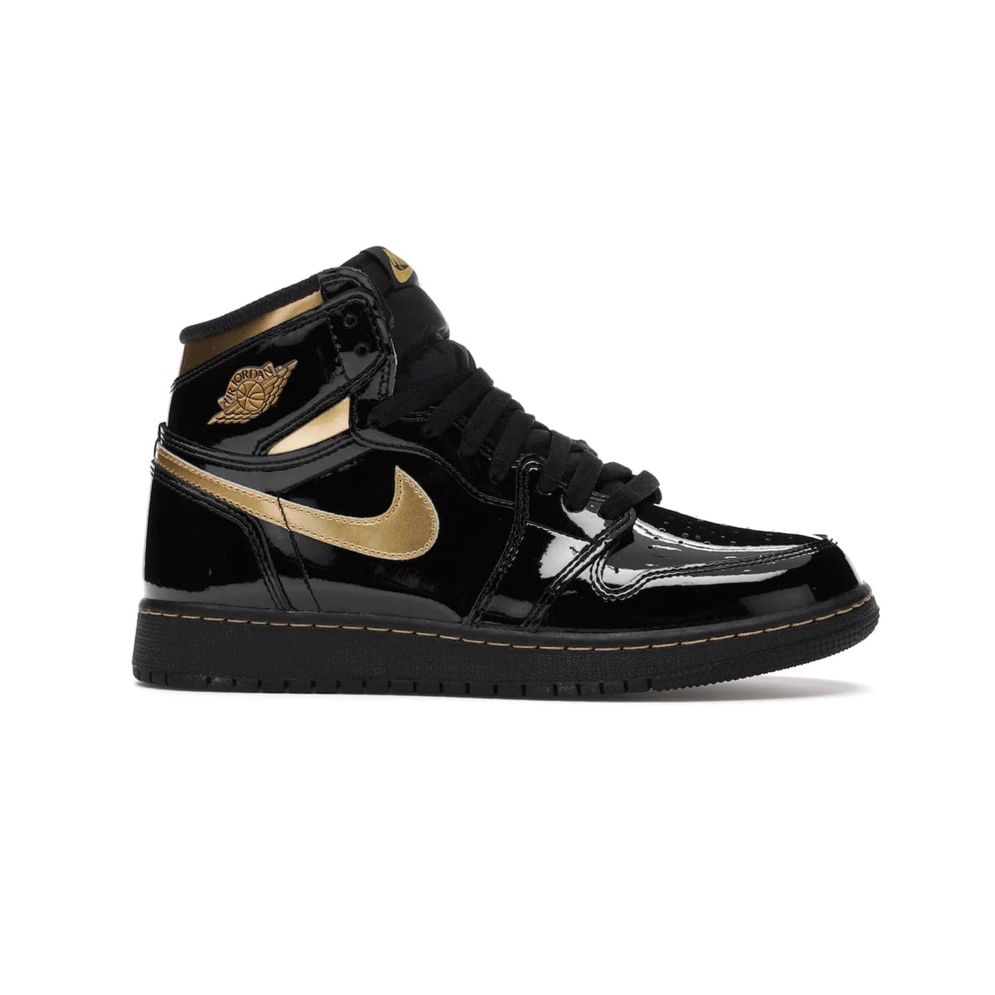 Jordan 1 Retro High Black Metallic Gold (2020) (GS) - Image 2 - Only at www.BallersClubKickz.com - Shop the Kids Air Jordan 1 Retro High in Black Metallic Gold for a stylish and comfortable sneaker kids can love. Featuring black and metallic gold patent leather uppers, metallic gold accents, and an Air sole unit for extra cushioning.