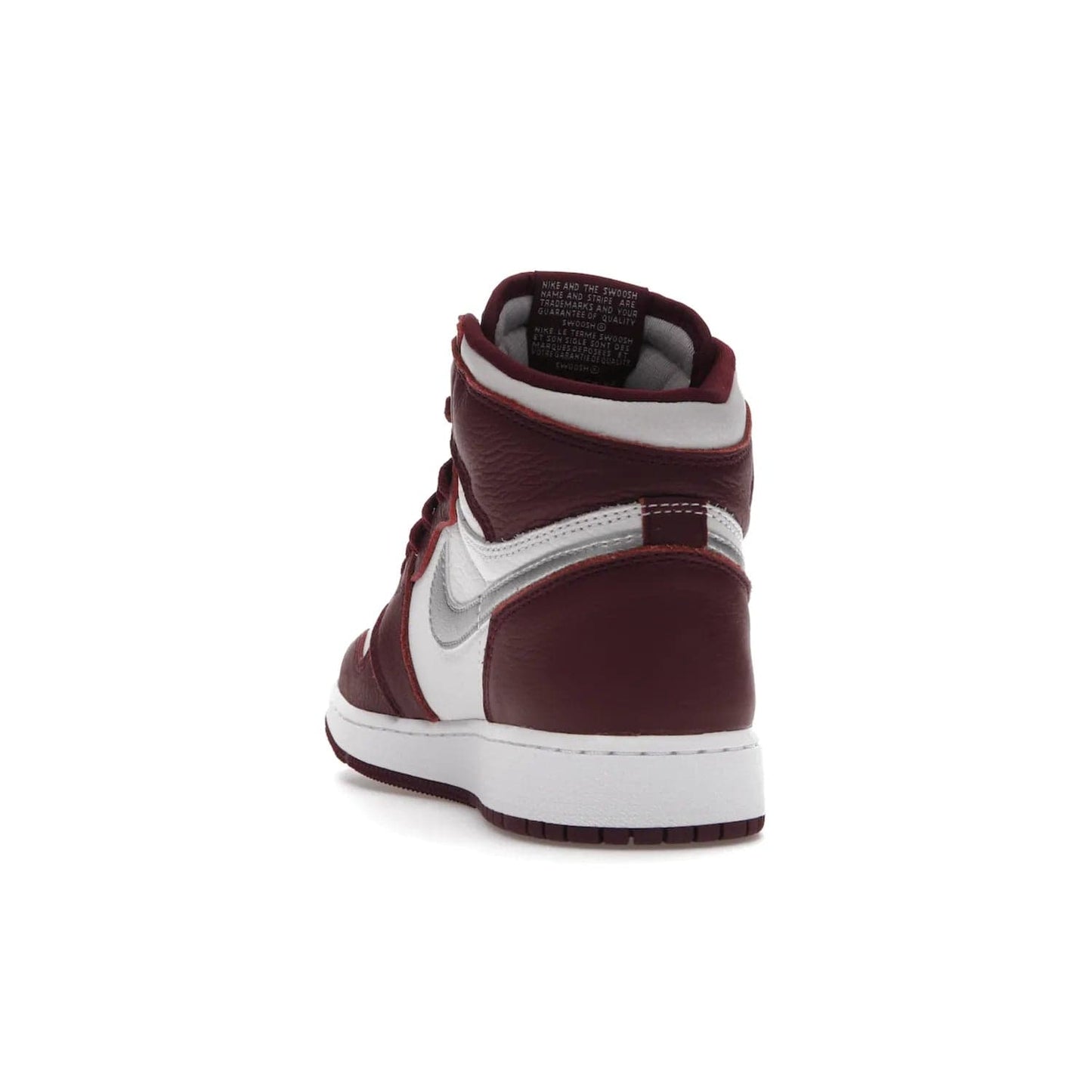 Jordan 1 Retro High OG Bordeaux (GS) - Image 26 - Only at www.BallersClubKickz.com - #
Introducing the Air Jordan 1 Retro High OG Bordeaux GS – a signature colorway part of the Jordan Brand Fall 2021 lineup. White leather upper & Bordeaux overlays, metallic silver swoosh, jeweled Air Jordan Wings logo & more. Step up your style game with this sleek fall season silhouette.