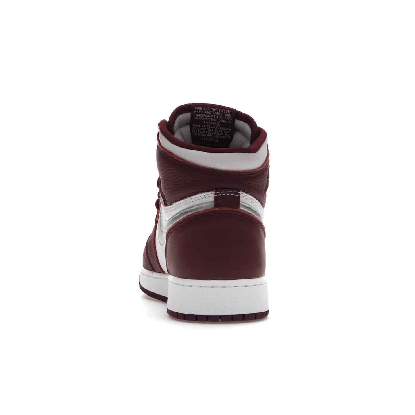 Jordan 1 Retro High OG Bordeaux (GS) - Image 27 - Only at www.BallersClubKickz.com - #
Introducing the Air Jordan 1 Retro High OG Bordeaux GS – a signature colorway part of the Jordan Brand Fall 2021 lineup. White leather upper & Bordeaux overlays, metallic silver swoosh, jeweled Air Jordan Wings logo & more. Step up your style game with this sleek fall season silhouette.