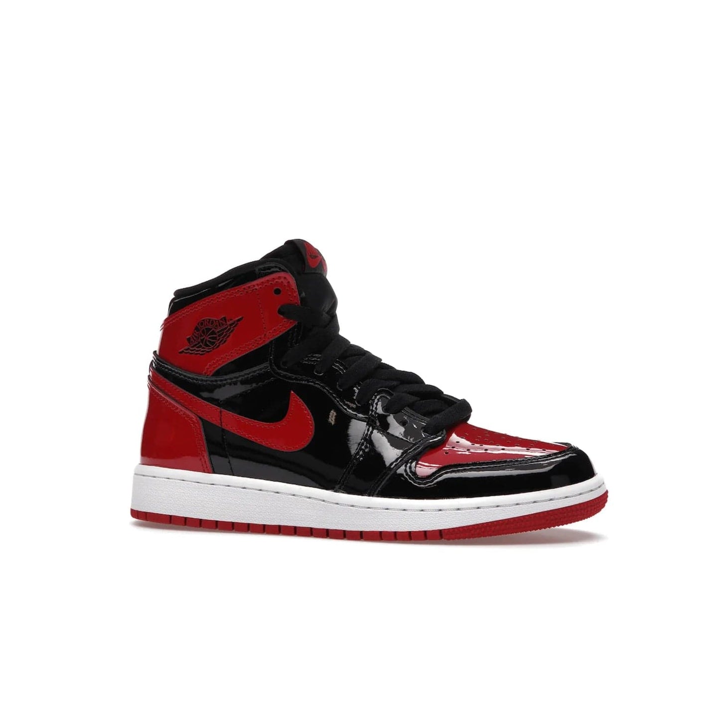 Jordan 1 Retro High OG Patent Bred (GS) - Image 3 - Only at www.BallersClubKickz.com - Upgrade your sneaker game with the iconic Air Jordan 1 Retro High OG Bred Patent GS. Crafted with premium patent leather and basketball-inspired details for a classic look, they also feature an encapsulated Air-sole cushioning and enhanced red rubber outsole. Don't miss this timeless sneaker with a striking black, white, and varsity red colorway, dropping December 2021.