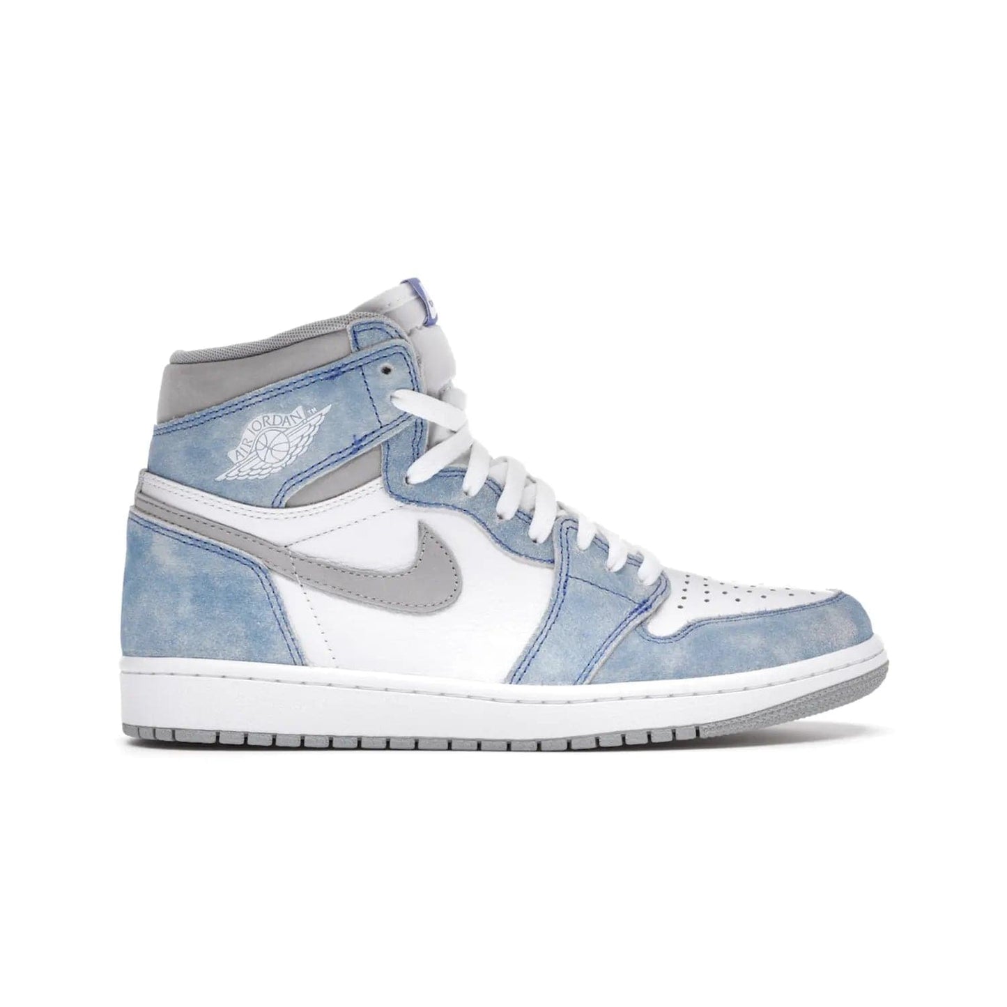 Jordan 1 Retro High OG Hyper Royal - Image 1 - Only at www.BallersClubKickz.com - A classic design with modern materials, the Air Jordan 1 Retro High OG Hyper Royal features Hyper Royal suede, Light Smoke Grey Durabuck Swoosh and ankle panels, a woven Nike Air label and a crisp white "Wings" logo. Released in April 2021.