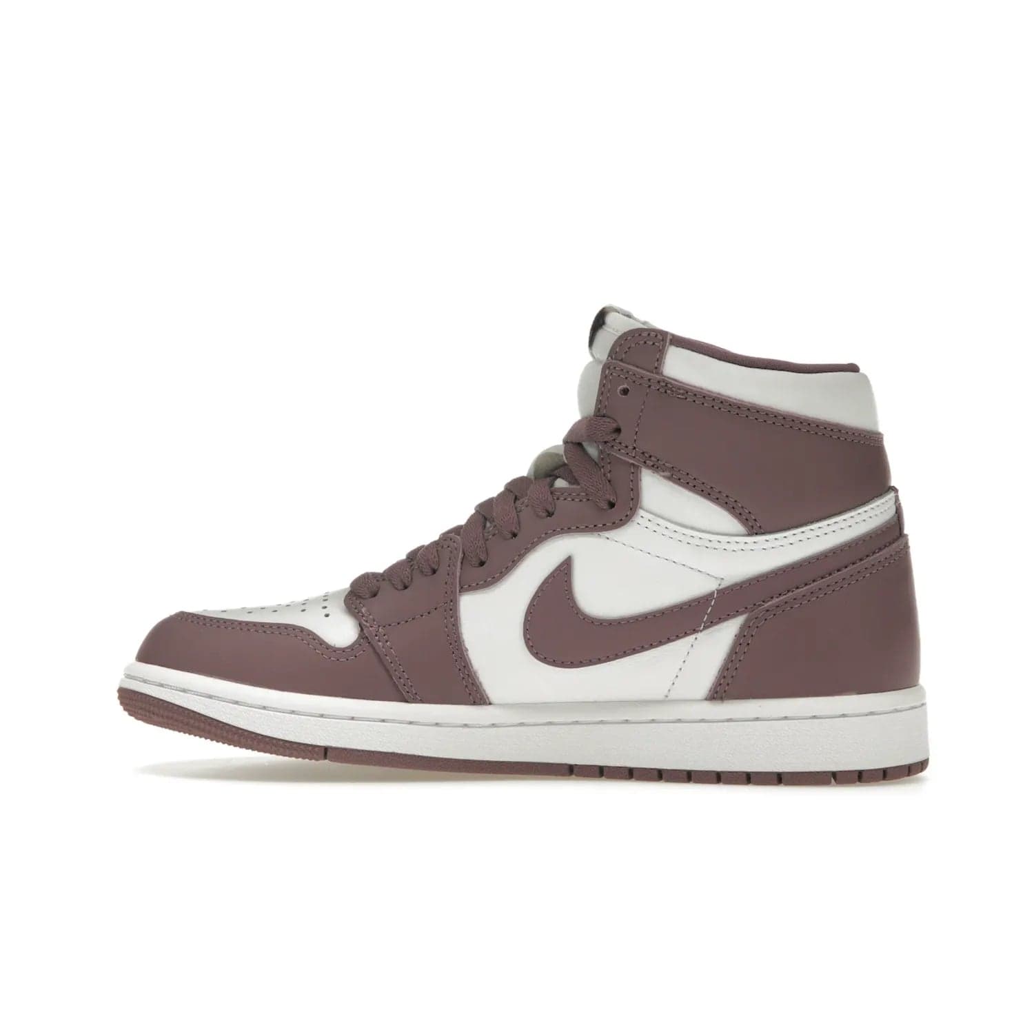 Jordan 1 Retro High OG Mauve - Image 20 - Only at www.BallersClubKickz.com - Eye-catching Jordan 1 Retro High OG Mauve releases October 14th, 2023. White base overlayed with Sky J Mauve hue, white trim. Turn heads with this bold, unique style.