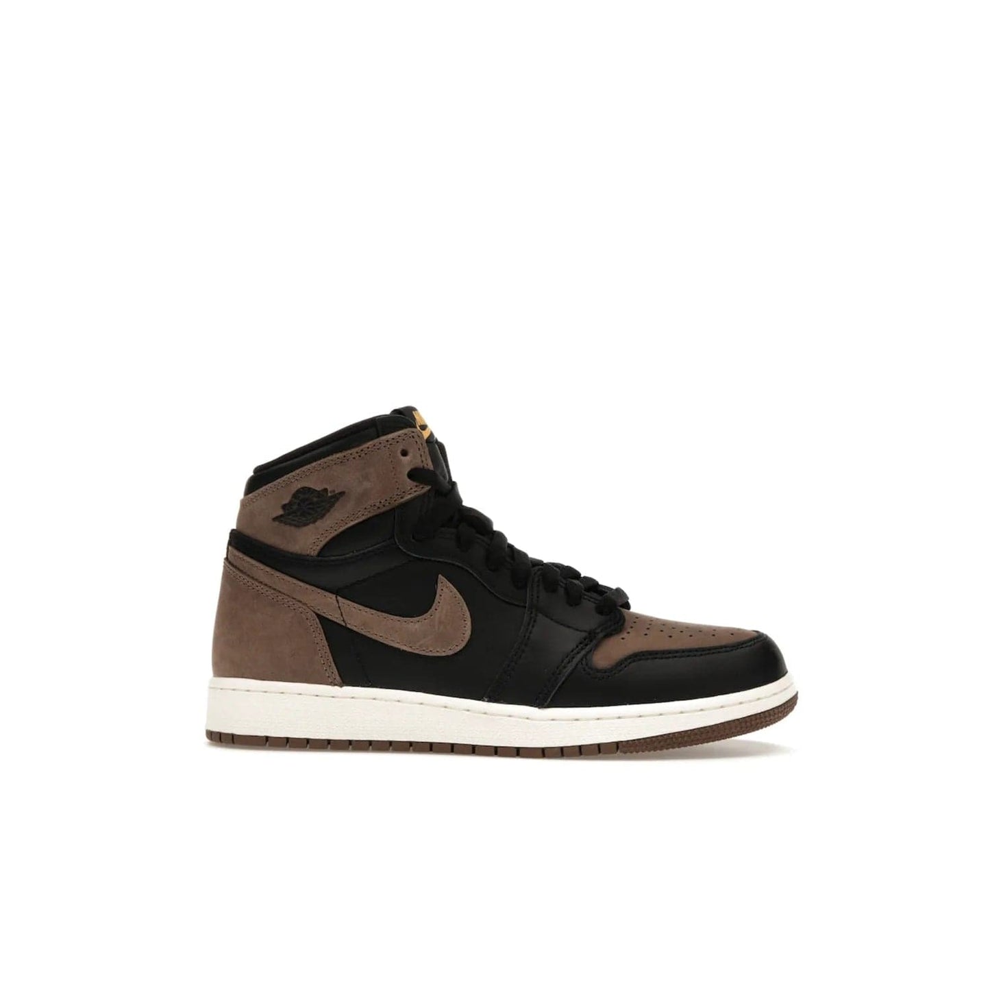 Jordan 1 Retro High OG Palomino (GS) - Image 2 - Only at www.BallersClubKickz.com - Introducing the luxurious Jordan 1 Retro High OG Palomino (GS). Featuring black leather with metallic gold and palomino accents, this sneaker is perfect for any occasion. Grab yours when they release on September 2nd of 2023.