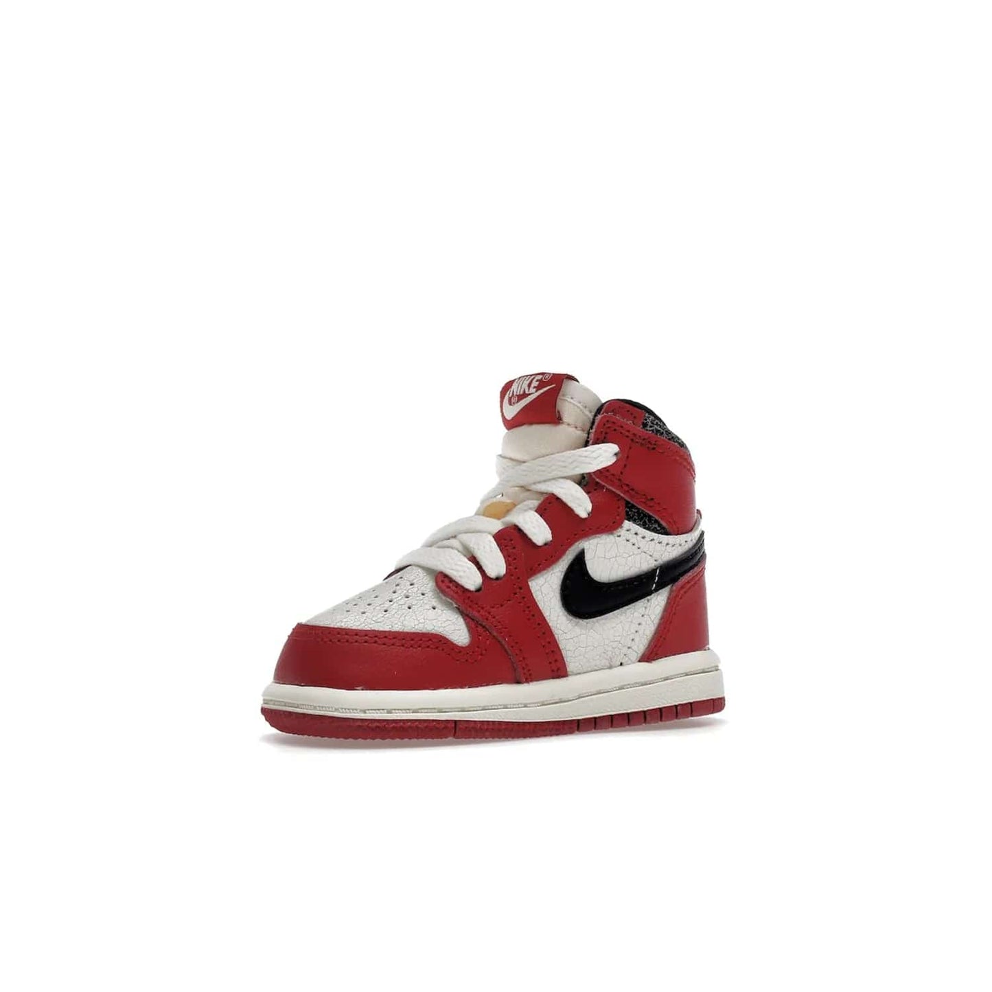 Jordan 1 Retro High OG Chicago Lost and Found (TD) - Image 16 - Only at www.BallersClubKickz.com - Introducing the Air Jordan 1 Retro High OG Lost and Found TD – a vibrant combination of 4 colors: muslin, varsity, sail and black. Featuring a crackled leather upper and AIR units for comfort and a signature Wings logo, these retro shoes add comfort and style for your little ones at $70. Get your pair before 19th December 2022!