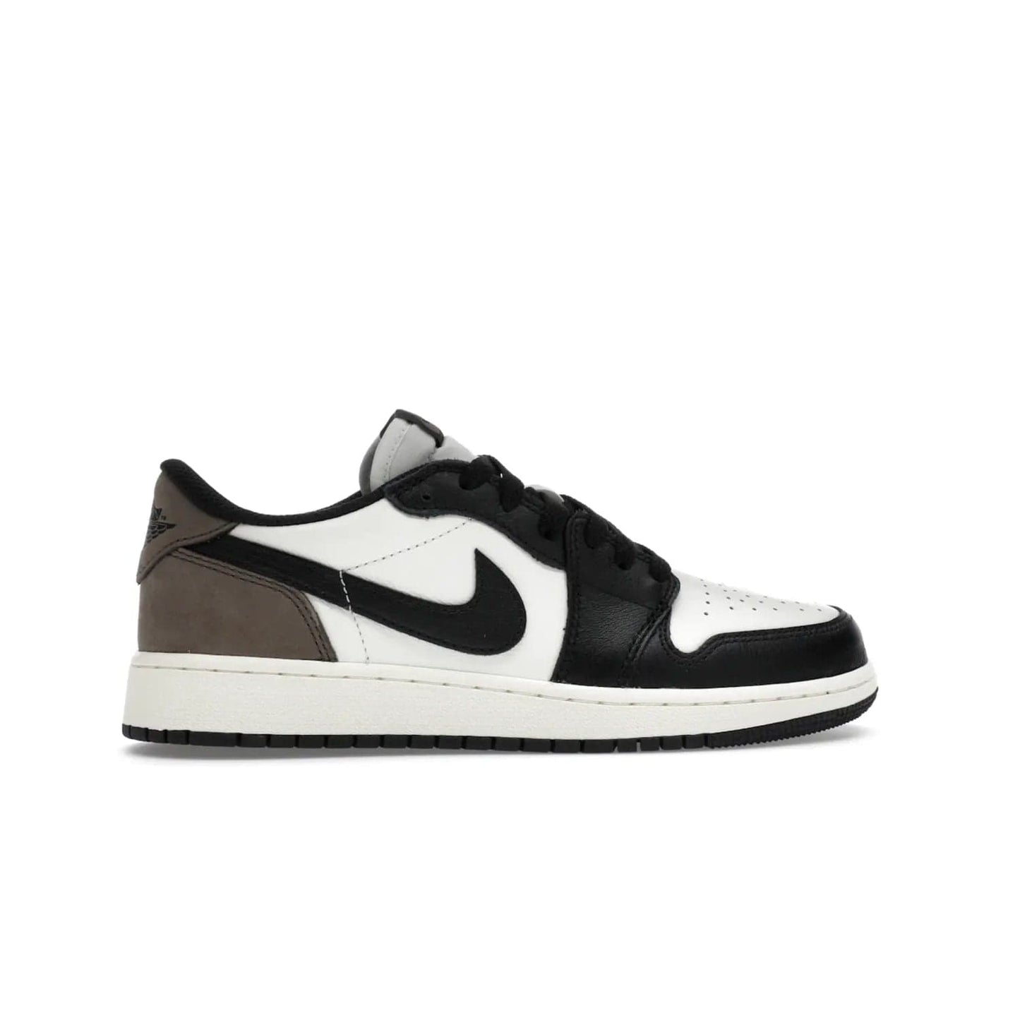 Jordan 1 Retro Low OG Mocha (GS) - Image 36 - Only at www.BallersClubKickz.com -