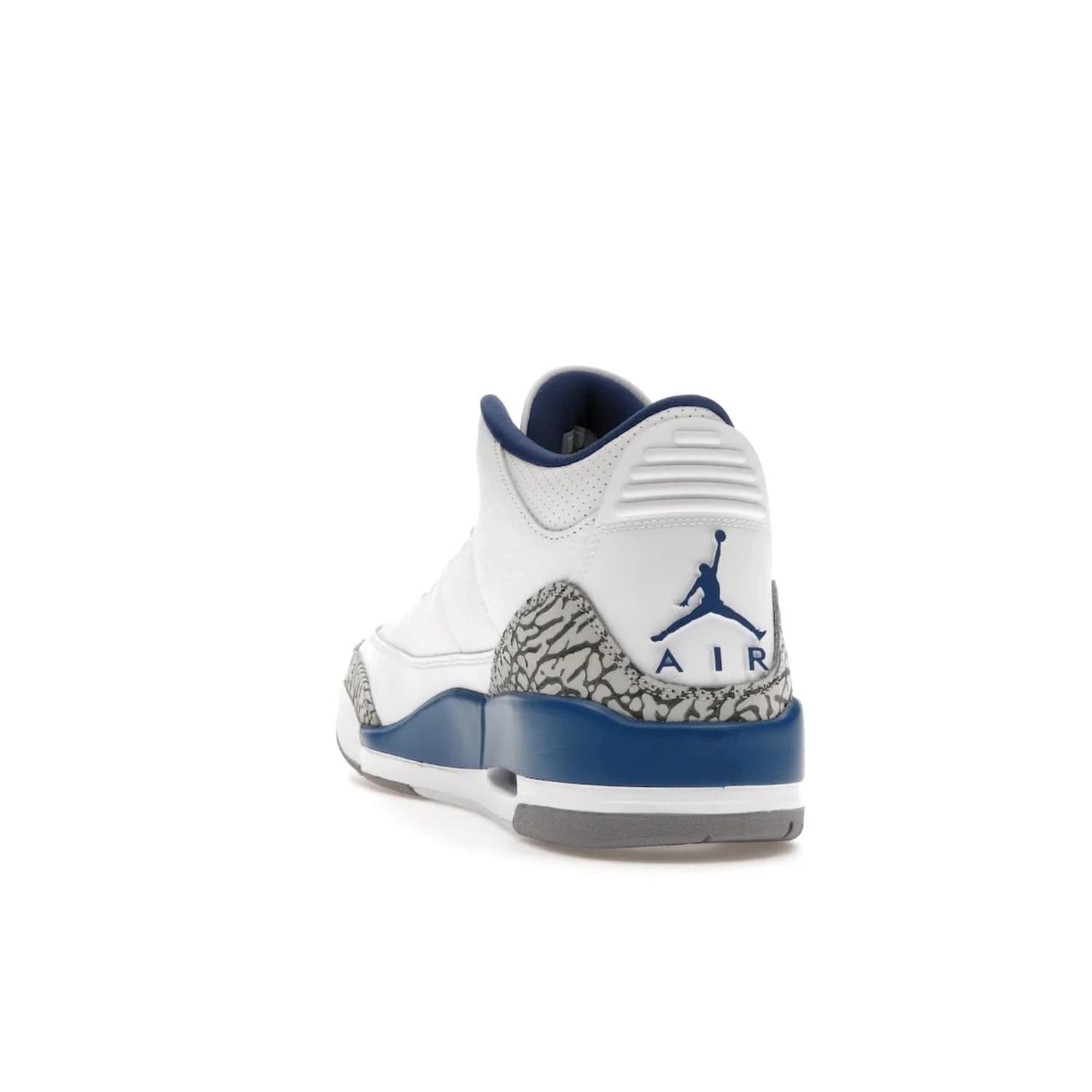 Jordan 3 Retro Wizards - Image 26 - Only at www.BallersClubKickz.com - ##
Special tribute sneaker from Jordan Brand to Michael Jordan's time with the Washington Wizards. Iconic white upper, orange Jumpman logo, blue accents, metallic copper details, and cement grey outsole. Buy the Air Jordan 3 Retro Wizards April 29, 2023.
