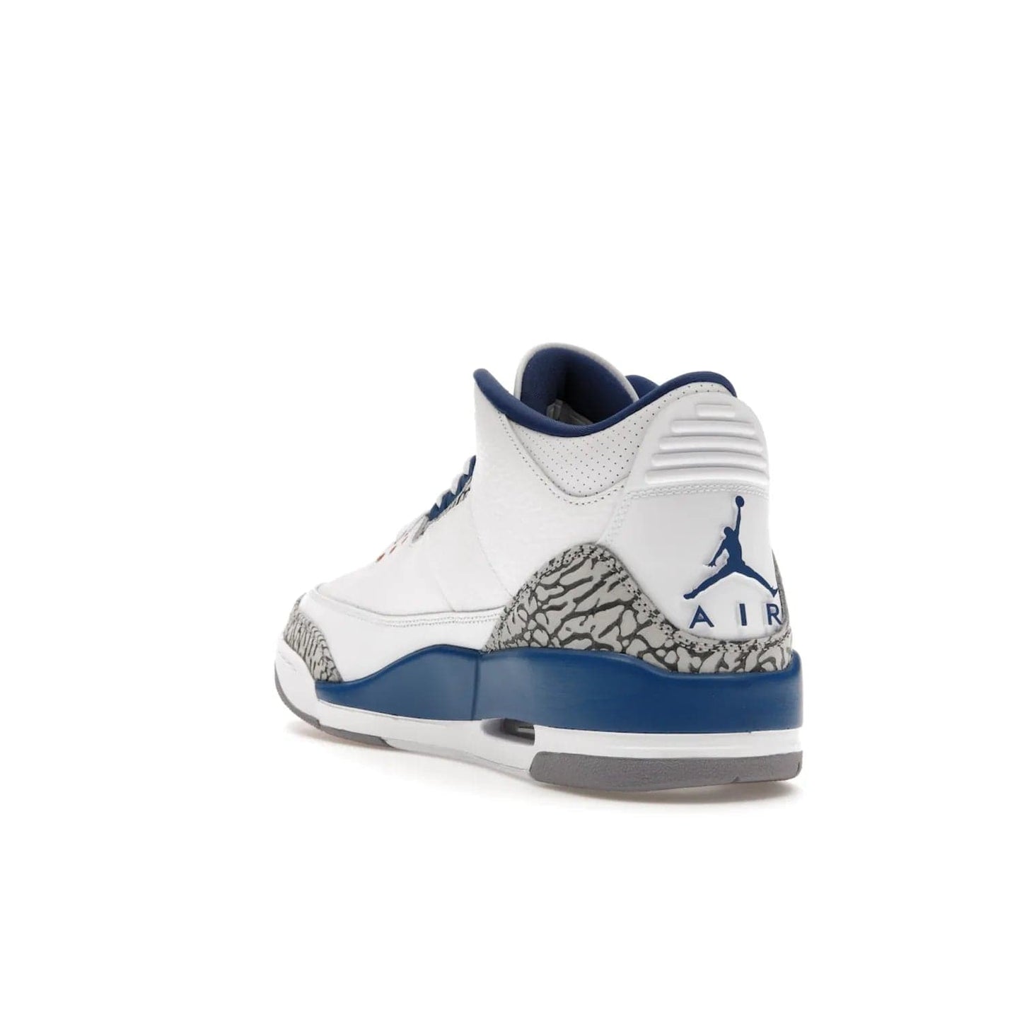 Jordan 3 Retro Wizards - Image 25 - Only at www.BallersClubKickz.com - ##
Special tribute sneaker from Jordan Brand to Michael Jordan's time with the Washington Wizards. Iconic white upper, orange Jumpman logo, blue accents, metallic copper details, and cement grey outsole. Buy the Air Jordan 3 Retro Wizards April 29, 2023.
