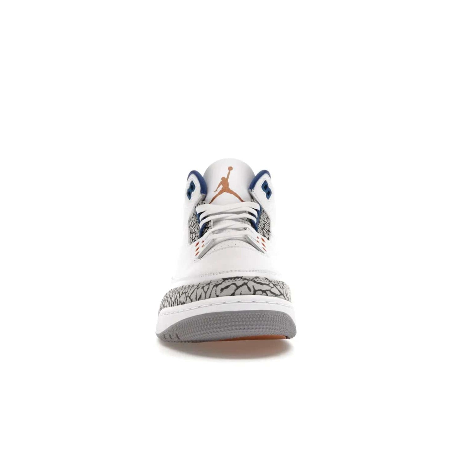 Jordan 3 Retro Wizards - Image 10 - Only at www.BallersClubKickz.com - ##
Special tribute sneaker from Jordan Brand to Michael Jordan's time with the Washington Wizards. Iconic white upper, orange Jumpman logo, blue accents, metallic copper details, and cement grey outsole. Buy the Air Jordan 3 Retro Wizards April 29, 2023.