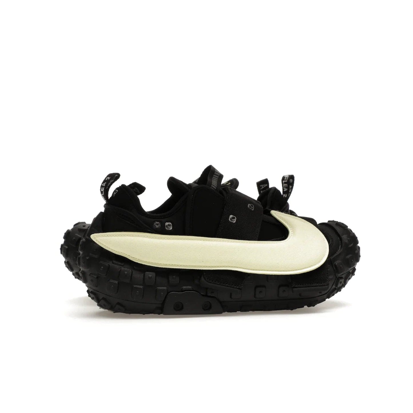 Nike CPFM Air Flea 2 Cactus Plant Flea Market Black Alabaster - Image 35 - Only at www.BallersClubKickz.com - Discover the exclusive Nike CPFM Air Flea 2! Black and alabaster accents create a one-of-a-kind look perfectly suited for the streetwear elite. Out October 18th, 2023.