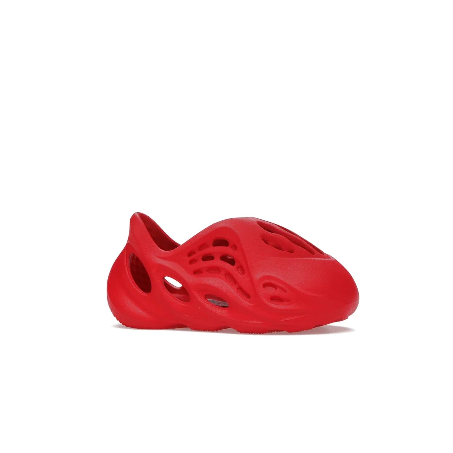 adidas Yeezy Foam RNNR Vermillion (Infants) - Image 3 - Only at www.BallersClubKickz.com - Adidas Yeezy Foam RNNR Vermillion (Infants) brings a vibrant monochromatic design and lightweight foam material to keep feet in optimal comfort. Signature details provide a finishing touch of flair.