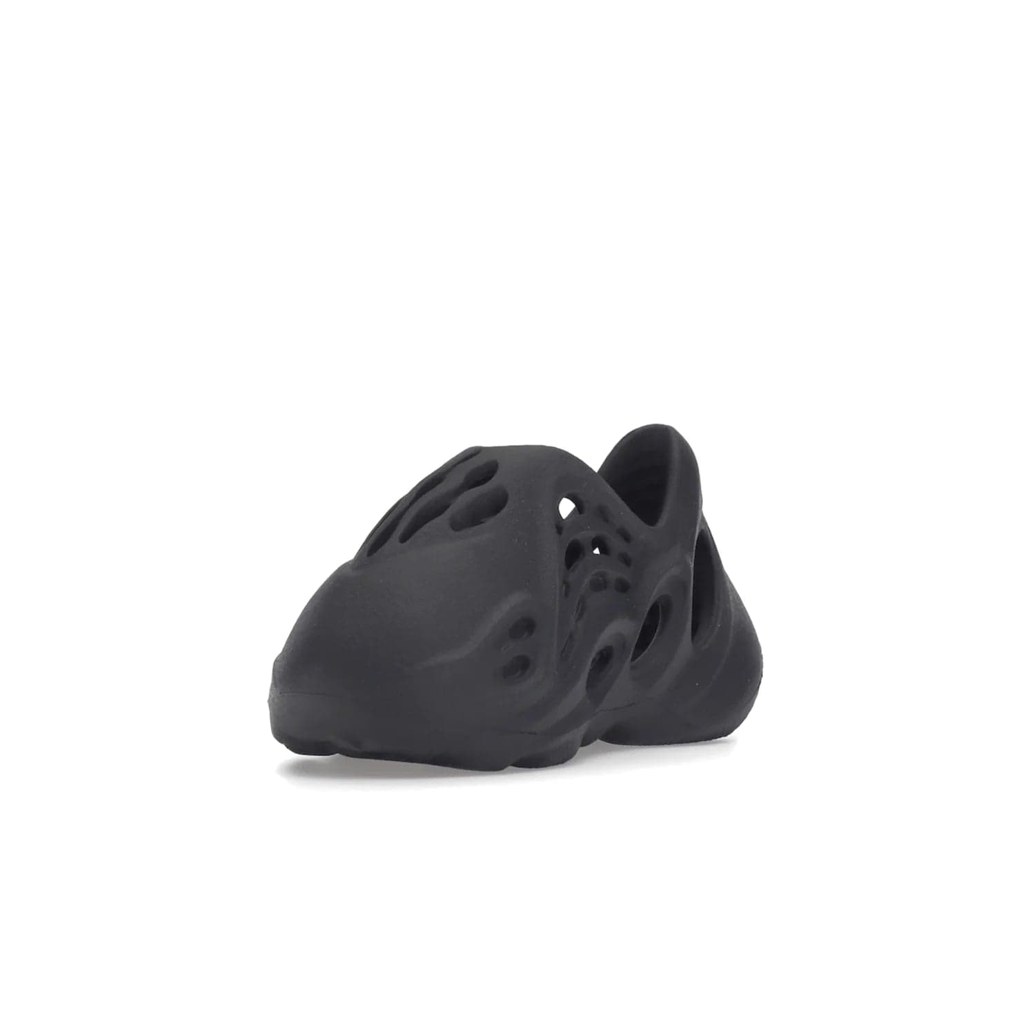adidas Yeezy Foam RNR Onyx (Infants) - Image 14 - Only at www.BallersClubKickz.com - Introducing the adidas Yeezy Foam RNR Onyx Infants: a stylishly light & comfortable shoe with a sculpted heel & textured footbed. Sleek black design with oval & circular perforations & wavy traction pattern. The perfect balance of style & comfort for your little one.