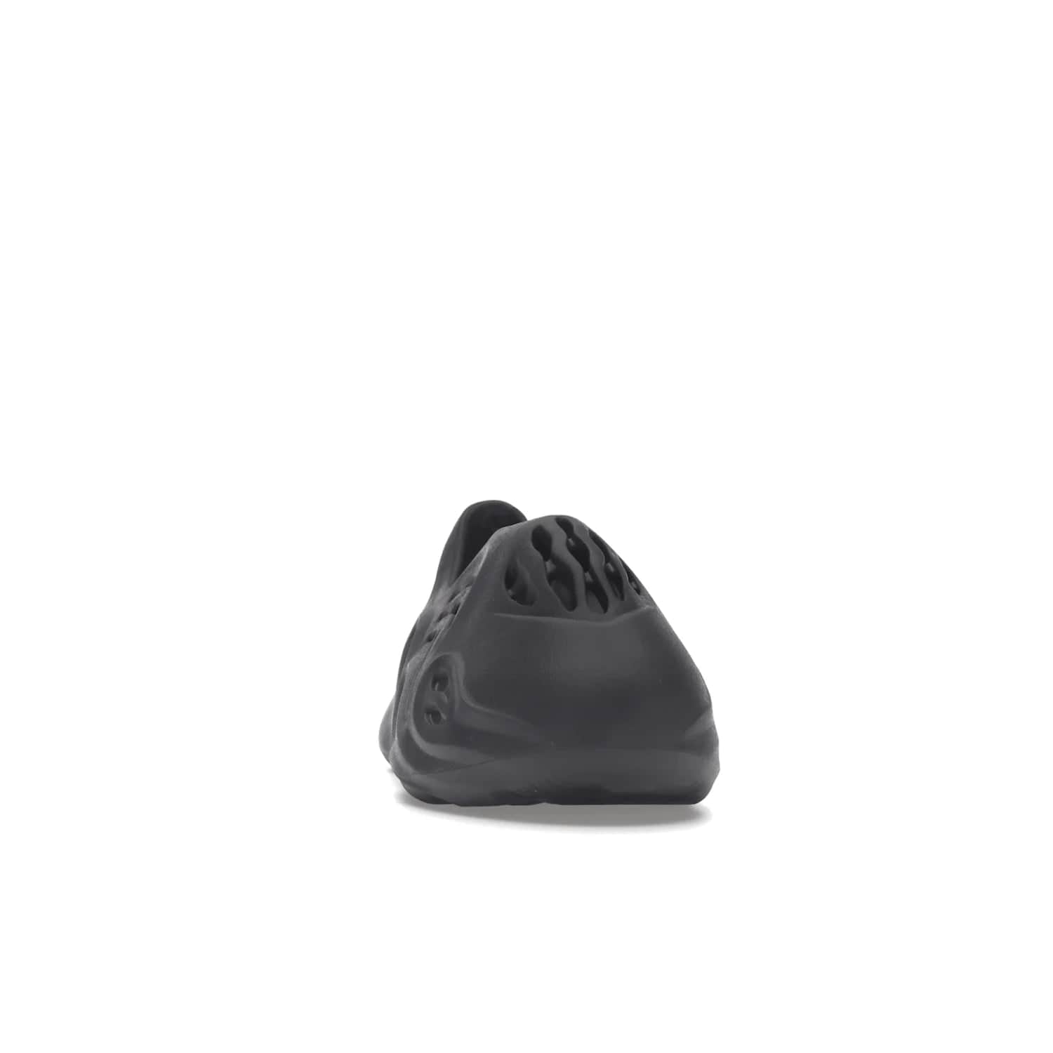 adidas Yeezy Foam RNR Onyx (Kids) - Image 9 - Only at www.BallersClubKickz.com - The adidas Yeezy Foam RNR Kids Onyx is a futuristic take on a classic shoe. This shoe comes with an all-over onyx colourway, EVA foam upper & textured footbed. Wavy traction pattern ensures grip & the design was released in June 2022 with a retail price of $60.