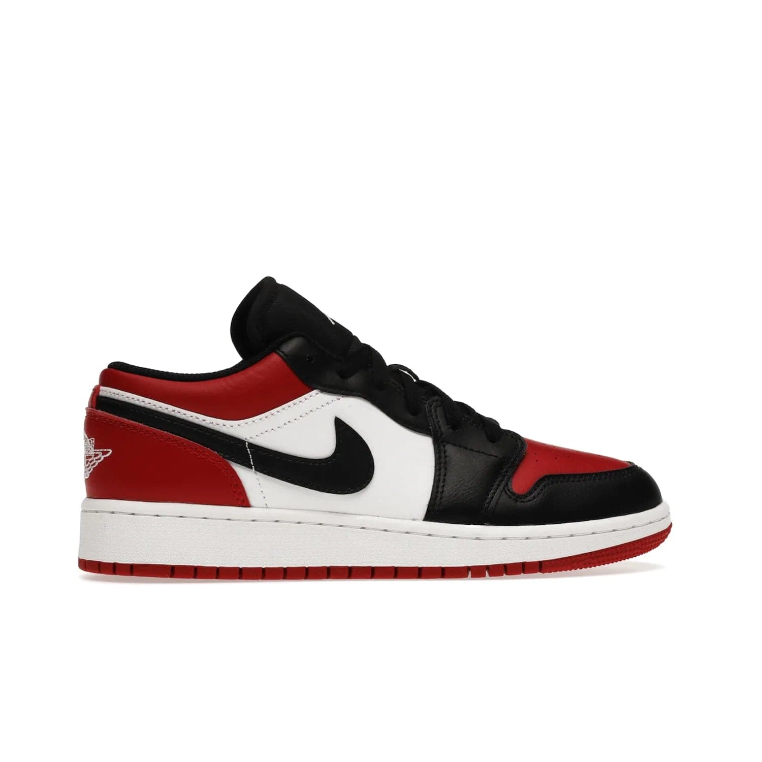 Jordan 1 Low Bred Toe (GS) - Image 36 - Only at www.BallersClubKickz.com - #
Iconic sneaker from Jordan brand with classic colorway, unique detailing & Air Jordan Wings logo. Step into the shoes of the greats with the Jordan 1 Low Bred Toe GS!