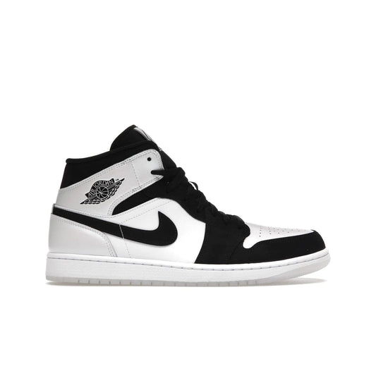 BallersClubKickz - Air Jordan 1 Mids – Ballers Club Kickz