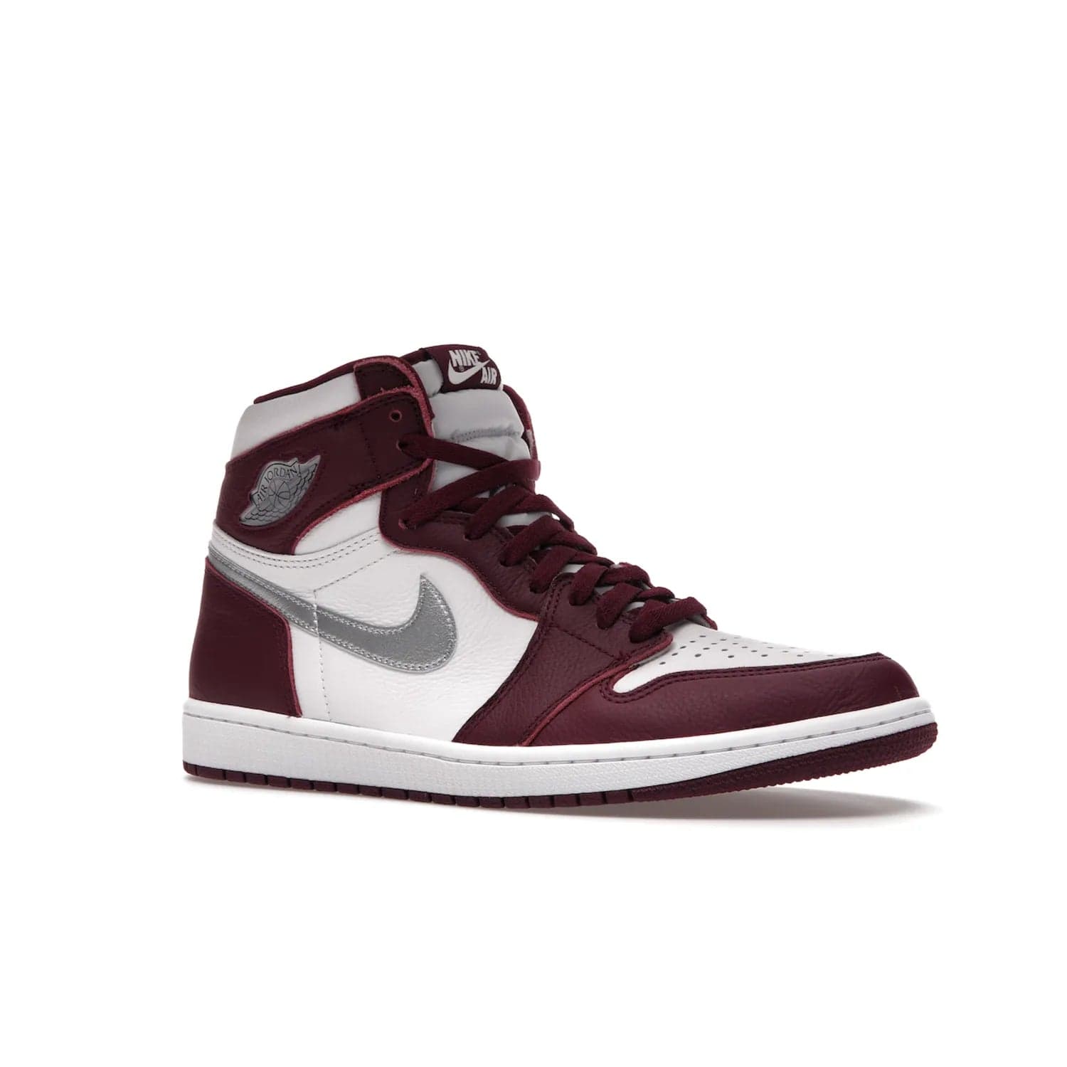 Jordan 1 Retro High OG Bordeaux - Image 4 - Only at www.BallersClubKickz.com - Shop the classic Air Jordan 1 High Bordeaux with a modern high-top cut. The timeless Bordeaux and White-Metallic Silver colorway, releasing Nov 20, 2021, is perfect for practice or a night out.