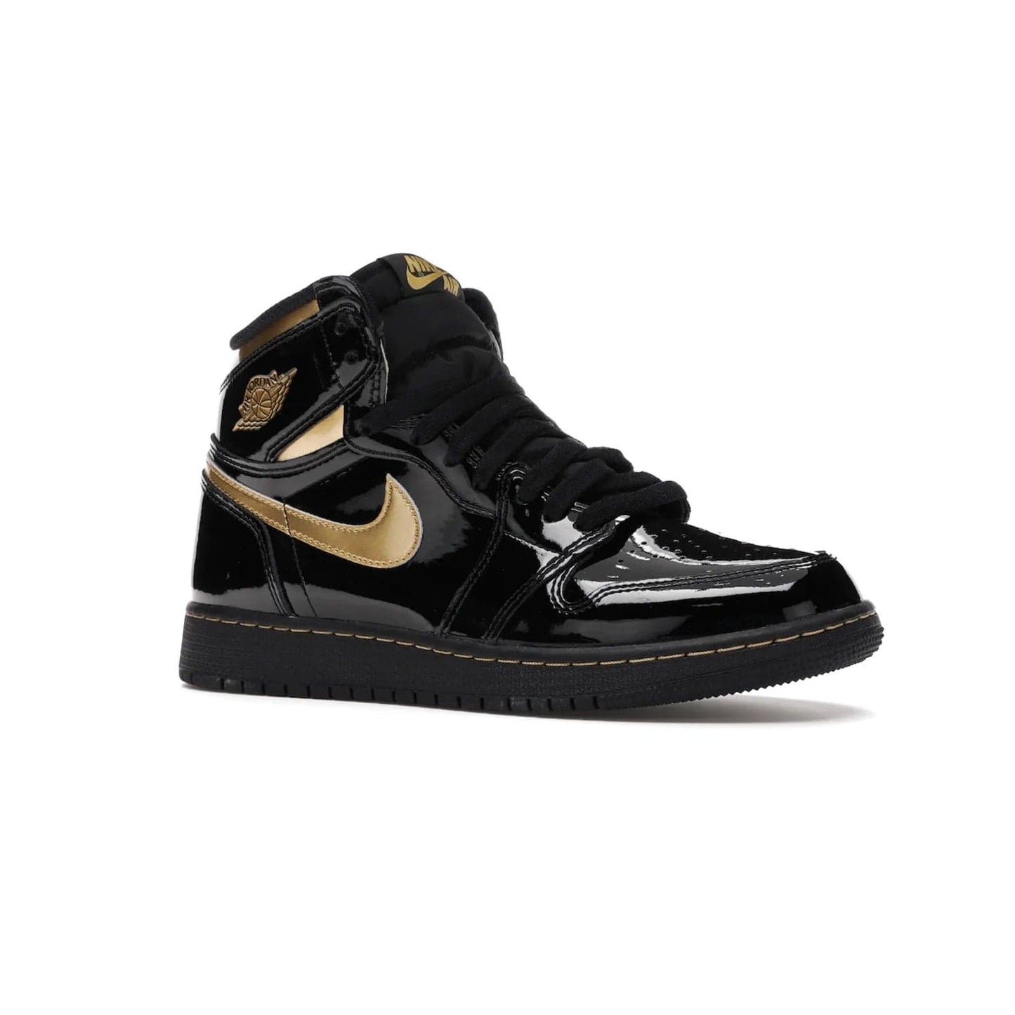 Jordan 1 Retro High Black Metallic Gold (2020) (GS) - Image 4 - Only at www.BallersClubKickz.com - Shop the Kids Air Jordan 1 Retro High in Black Metallic Gold for a stylish and comfortable sneaker kids can love. Featuring black and metallic gold patent leather uppers, metallic gold accents, and an Air sole unit for extra cushioning.