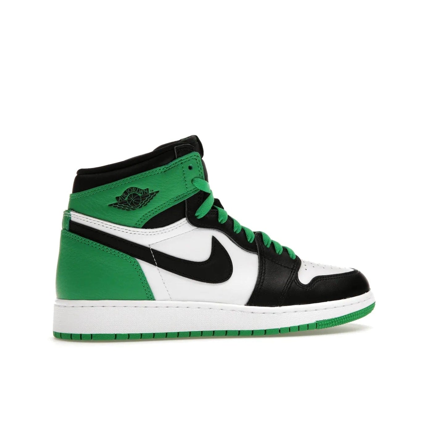 Jordan 1 Retro High OG Lucky Green (GS) - Image 35 - Only at www.BallersClubKickz.com - Freshly dropped Jordan 1 Retro High OG in black/lucky green, the perfect casual sneaker. White outsole for a truly unique look. Get them now in stores.