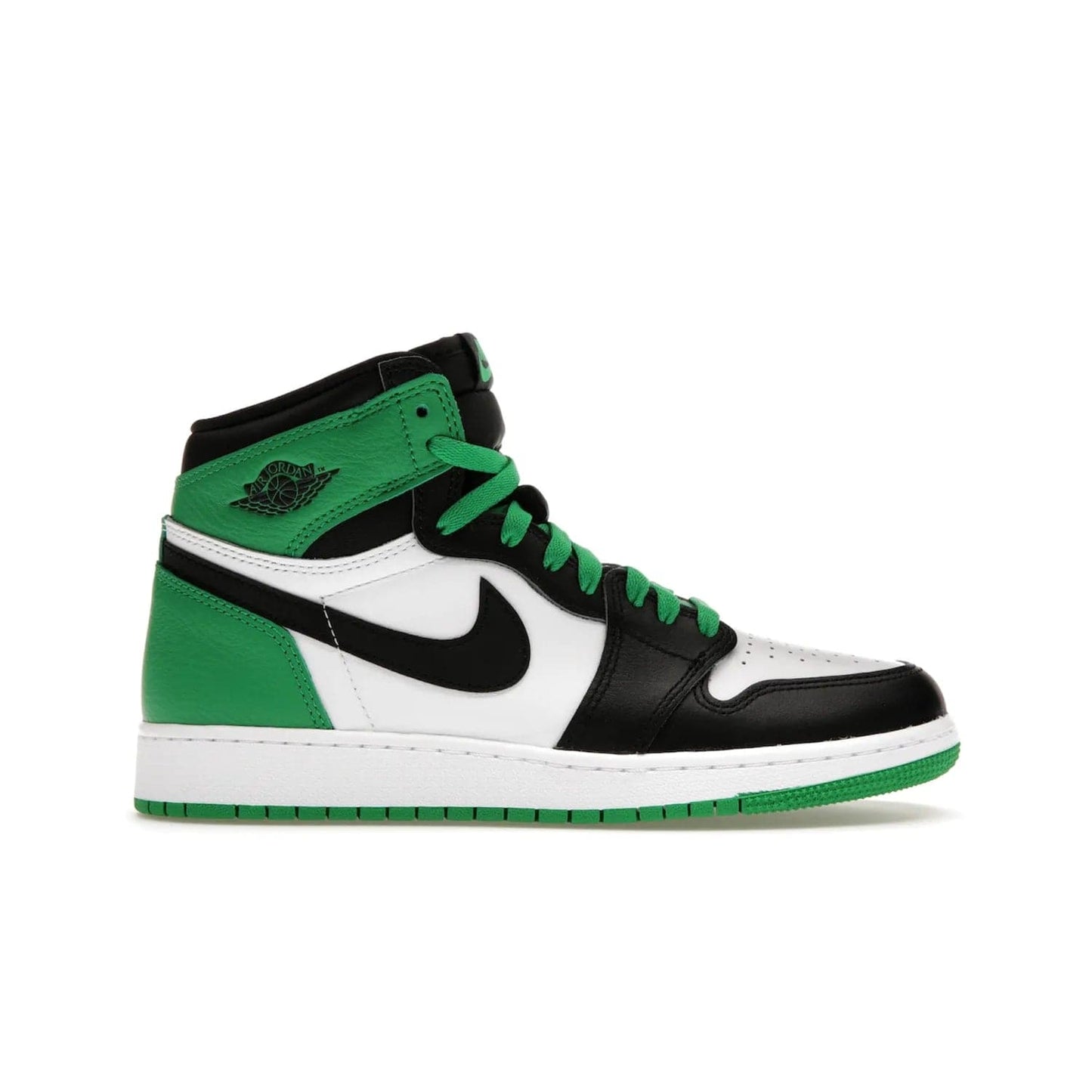 Jordan 1 Retro High OG Lucky Green (GS) - Image 1 - Only at www.BallersClubKickz.com - Freshly dropped Jordan 1 Retro High OG in black/lucky green, the perfect casual sneaker. White outsole for a truly unique look. Get them now in stores.