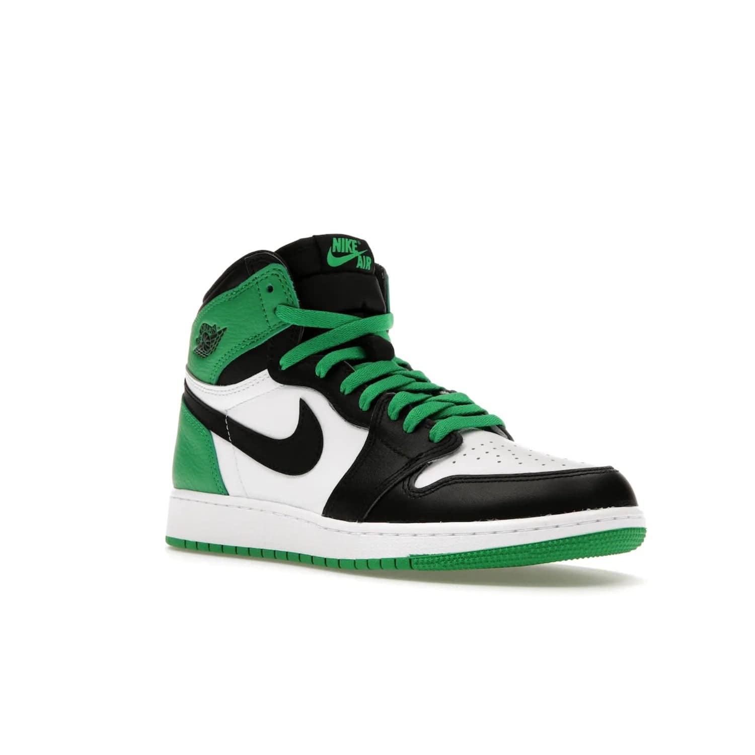 Jordan 1 Retro High OG Lucky Green (GS) - Image 5 - Only at www.BallersClubKickz.com - Freshly dropped Jordan 1 Retro High OG in black/lucky green, the perfect casual sneaker. White outsole for a truly unique look. Get them now in stores.