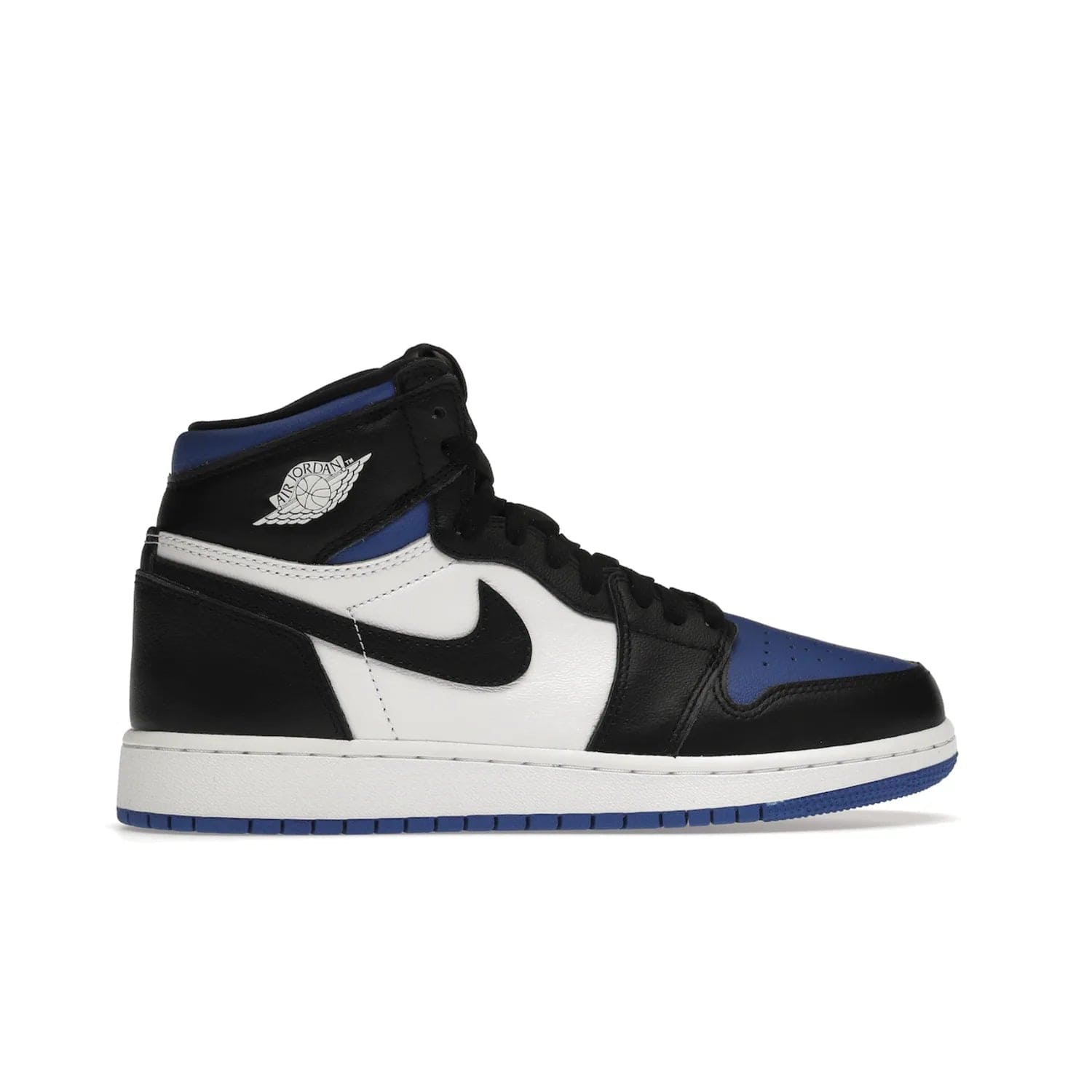 Jordan 1 Retro High Royal Toe (GS) - Image 36 - Only at www.BallersClubKickz.com - Take your sneaker wardrobe to the next level with the Jordan 1 Retro High Royal Toe (GS). Combining classic design with a luxurious white and royal blue leather upper, a textured black Swoosh and a tapered outsole. Stand out with the Air Jordan Wings logo near the heel.