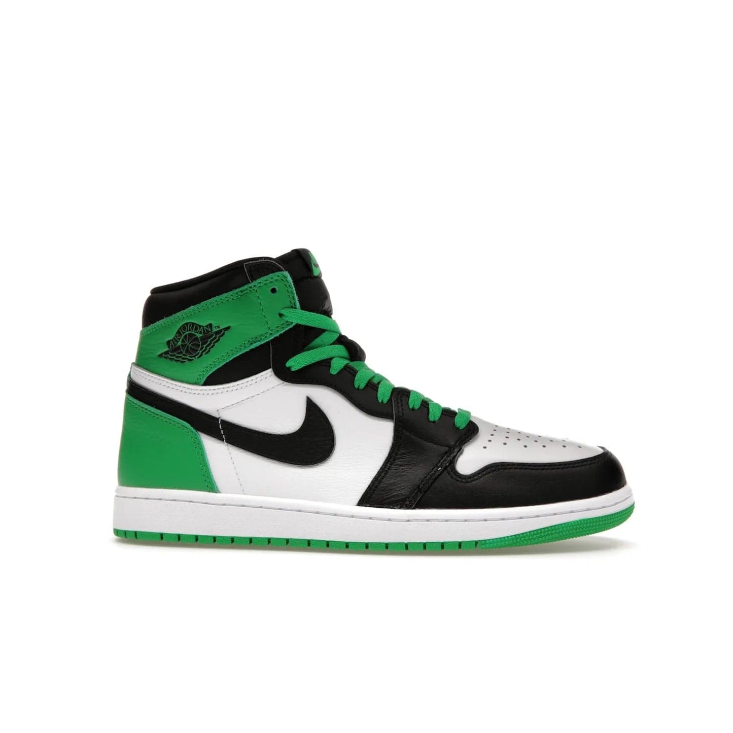Jordan 1 Retro High OG Lucky Green - Image 2 - Only at www.BallersClubKickz.com - Experience luck with the release of the Air Jordan 1 Retro High OG Lucky Green. A leather upper with black, white and signature green accents hits the mark. Nike branding in Lucky Green and laces complete the look. Get lucky April 15, 2023.