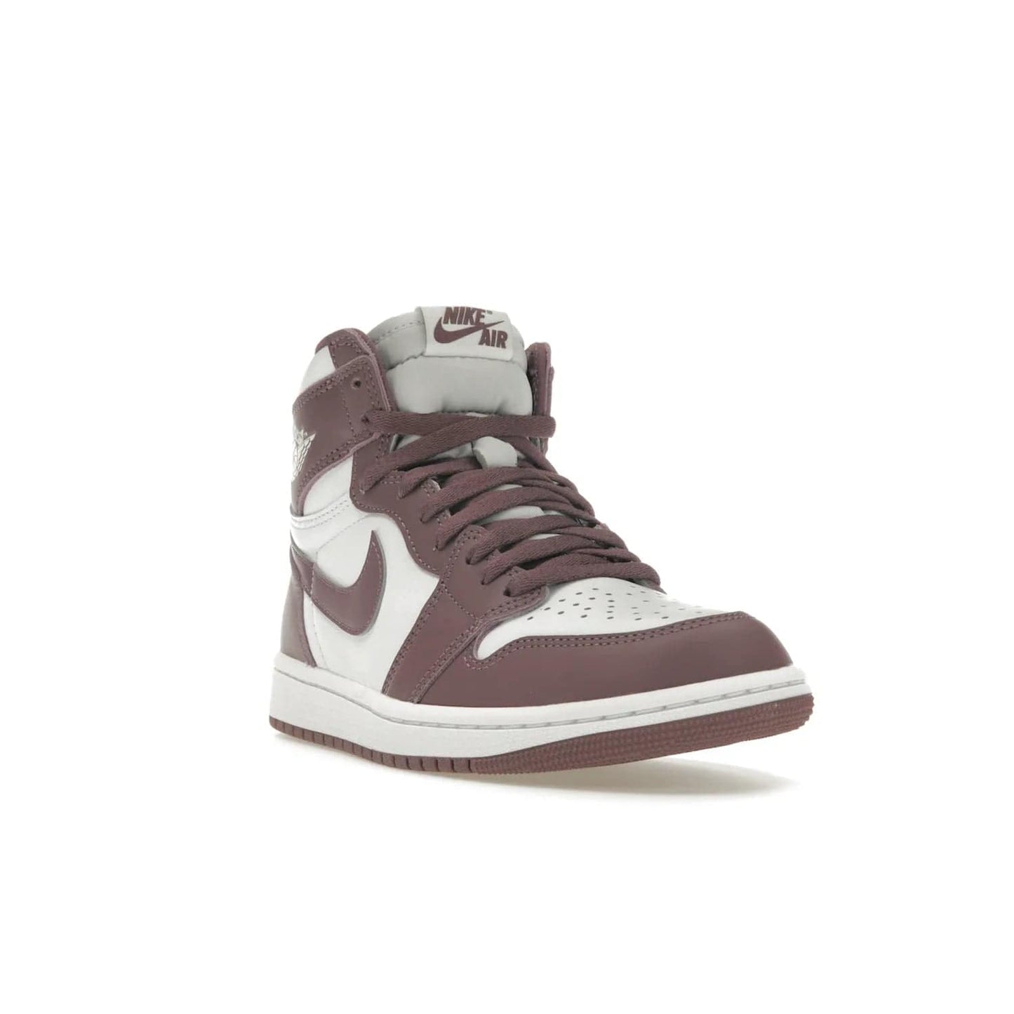 Jordan 1 Retro High OG Mauve - Image 7 - Only at www.BallersClubKickz.com - Eye-catching Jordan 1 Retro High OG Mauve releases October 14th, 2023. White base overlayed with Sky J Mauve hue, white trim. Turn heads with this bold, unique style.
