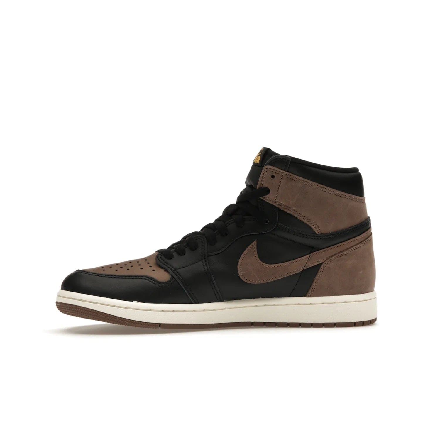 Jordan 1 Retro High OG Palomino - Image 18 - Only at www.BallersClubKickz.com - The Jordan 1 Retro High OG Palomino. Crafted with leather and nubuck, detailed with shades of black and palomino. A timeless classic with modern style, perfect for elevating any sneaker collection. Get your pair, launching September 2, 2023.