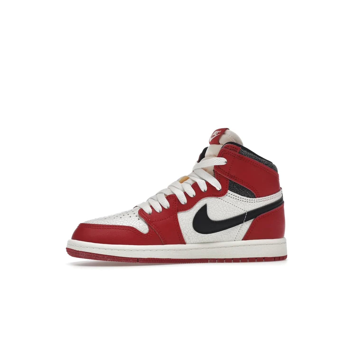 Jordan 1 Retro High OG Chicago Lost and Found (PS) - Image 18 - Only at www.BallersClubKickz.com - The Air Jordan 1 Retro High OG Lost and Found PS is a must-have for kid's shoe collections. It features contrasting hues and signature Jordan Brand details on a timeless silhouette. Releases 11/19/22.