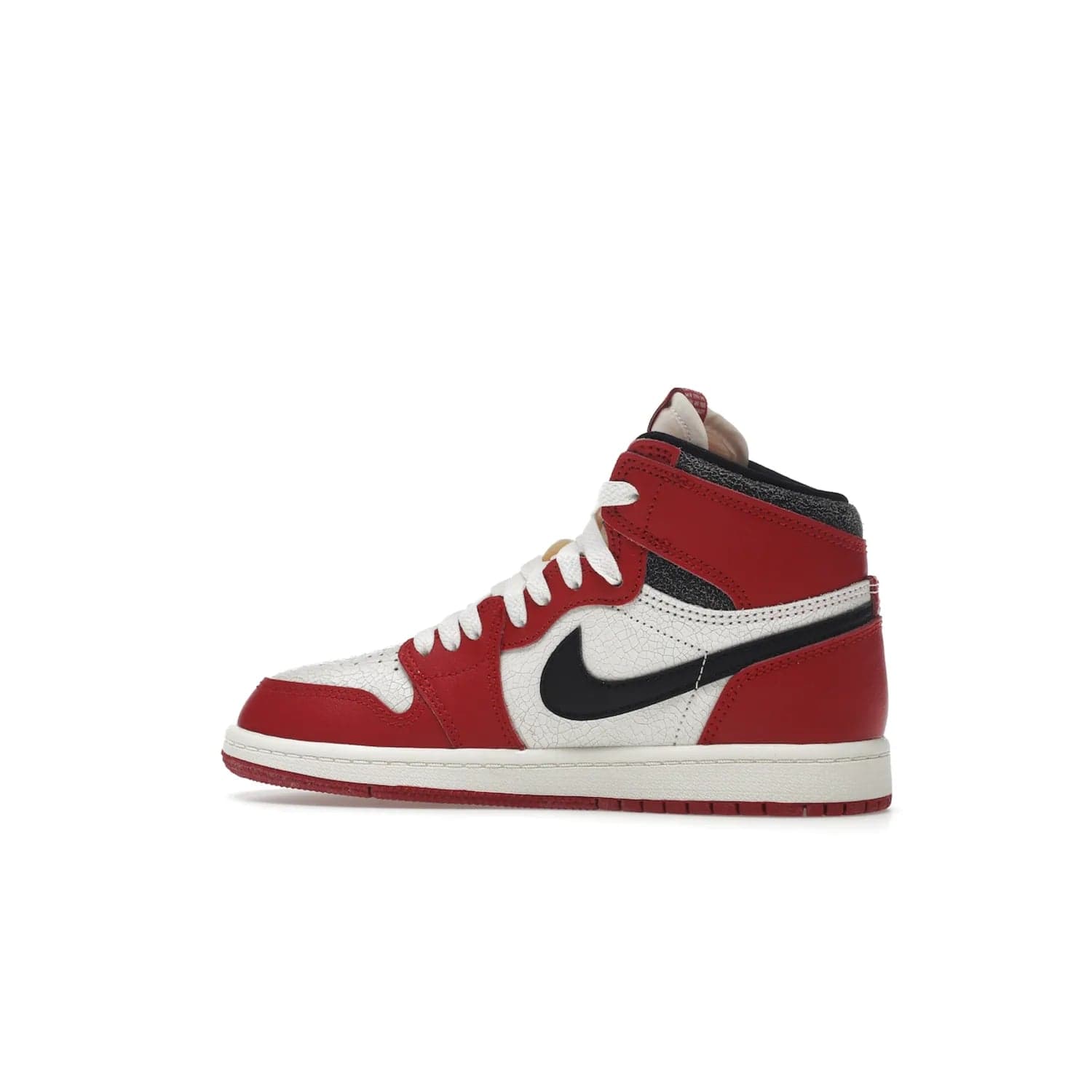 Jordan 1 Retro High OG Chicago Lost and Found (PS) - Image 21 - Only at www.BallersClubKickz.com - The Air Jordan 1 Retro High OG Lost and Found PS is a must-have for kid's shoe collections. It features contrasting hues and signature Jordan Brand details on a timeless silhouette. Releases 11/19/22.