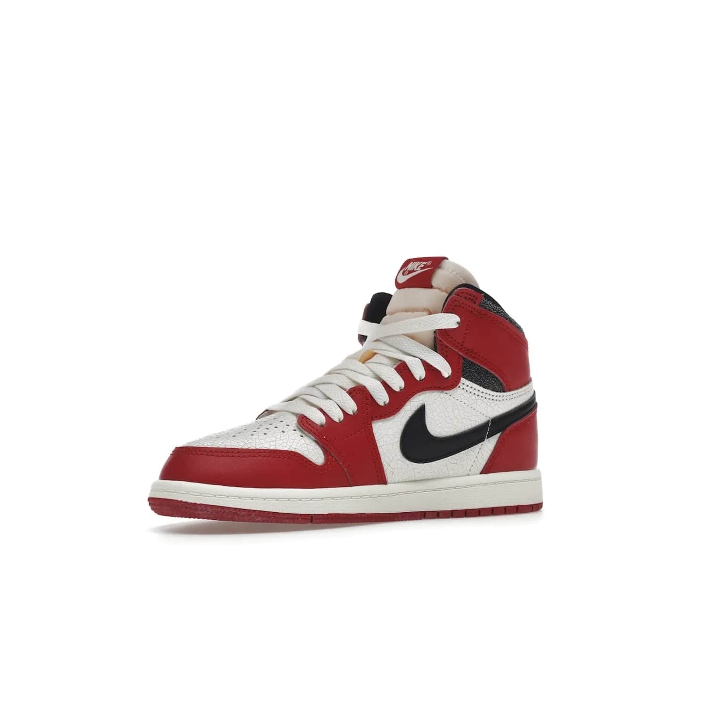 Jordan 1 Retro High OG Chicago Lost and Found (PS) - Image 16 - Only at www.BallersClubKickz.com - The Air Jordan 1 Retro High OG Lost and Found PS is a must-have for kid's shoe collections. It features contrasting hues and signature Jordan Brand details on a timeless silhouette. Releases 11/19/22.