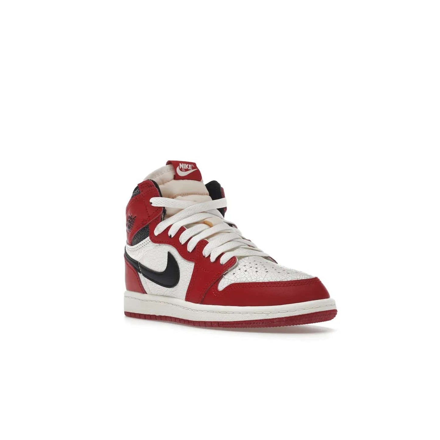 Jordan 1 Retro High OG Chicago Lost and Found (PS) - Image 6 - Only at www.BallersClubKickz.com - The Air Jordan 1 Retro High OG Lost and Found PS is a must-have for kid's shoe collections. It features contrasting hues and signature Jordan Brand details on a timeless silhouette. Releases 11/19/22.