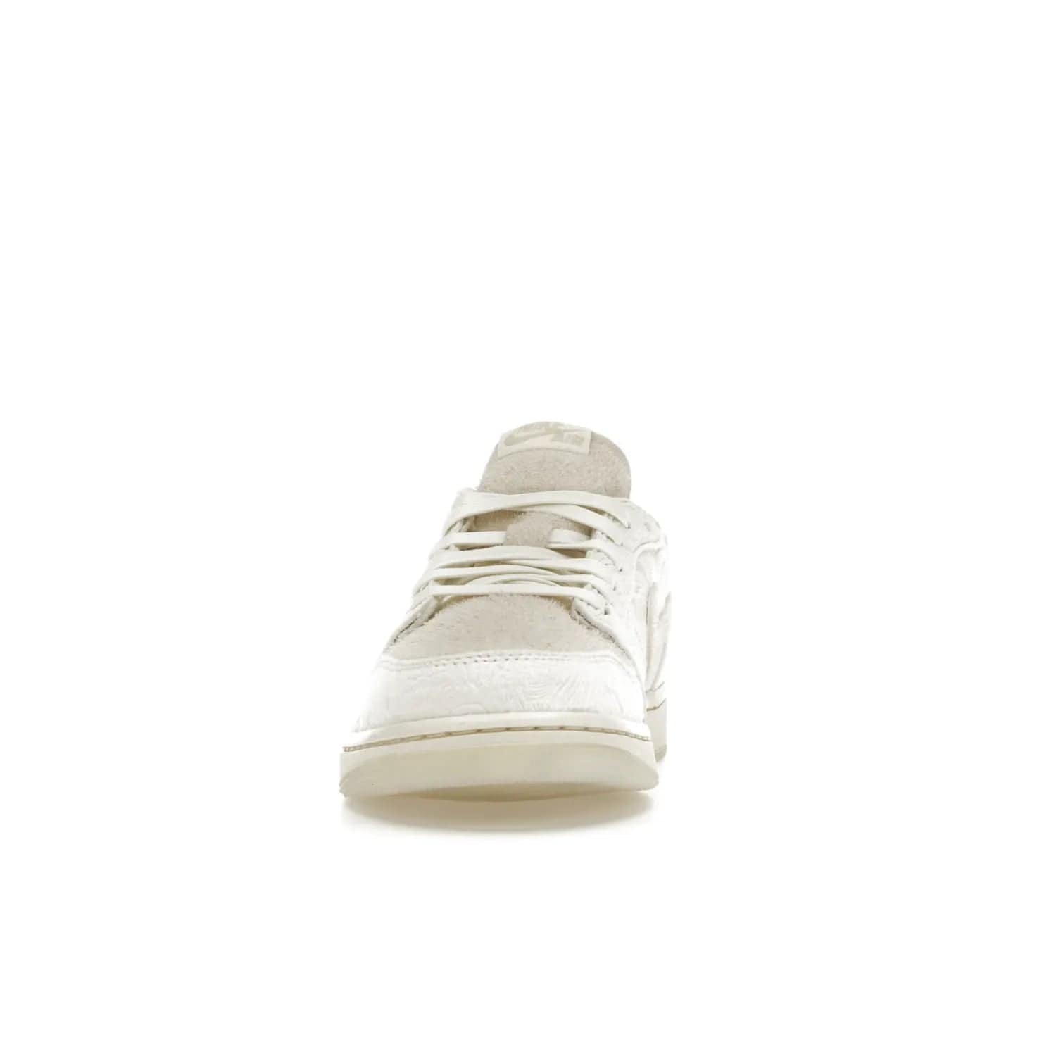 Jordan 1 Retro Low OG Chris Paul - Image 11 - Only at www.BallersClubKickz.com - Jordan 1 Retro Low OG Chris Paul has arrived in a timeless colorway. Light cream upper with matching sail trim and the iconic Jumpman logo. Add classic style to your wardrobe with this sleek sneaker. Grab your pair today!