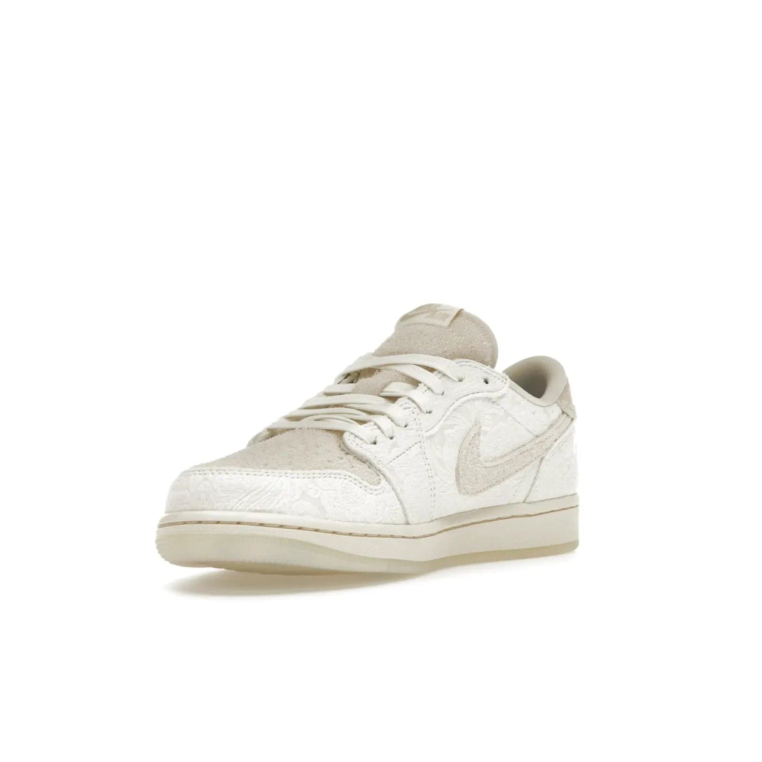 Jordan 1 Retro Low OG Chris Paul - Image 14 - Only at www.BallersClubKickz.com - Jordan 1 Retro Low OG Chris Paul has arrived in a timeless colorway. Light cream upper with matching sail trim and the iconic Jumpman logo. Add classic style to your wardrobe with this sleek sneaker. Grab your pair today!