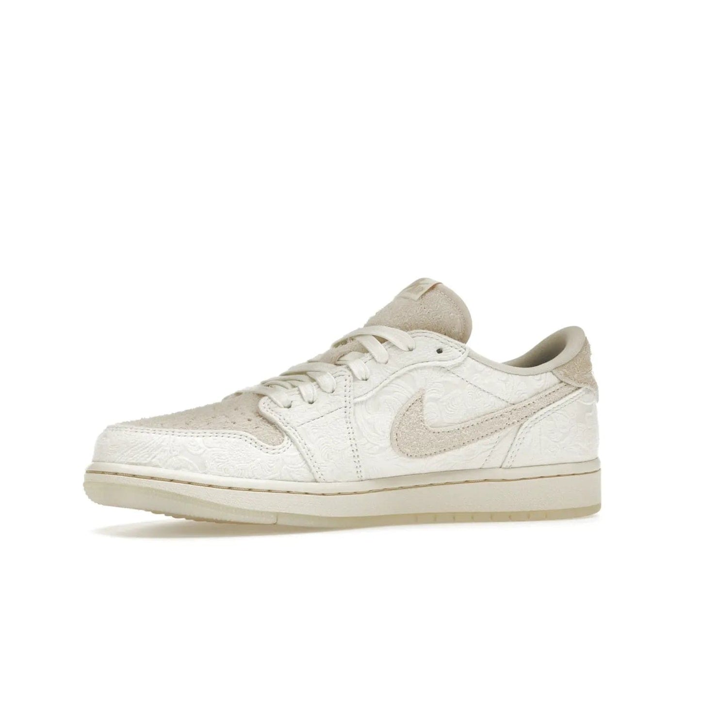 Jordan 1 Retro Low OG Chris Paul - Image 17 - Only at www.BallersClubKickz.com - Jordan 1 Retro Low OG Chris Paul has arrived in a timeless colorway. Light cream upper with matching sail trim and the iconic Jumpman logo. Add classic style to your wardrobe with this sleek sneaker. Grab your pair today!