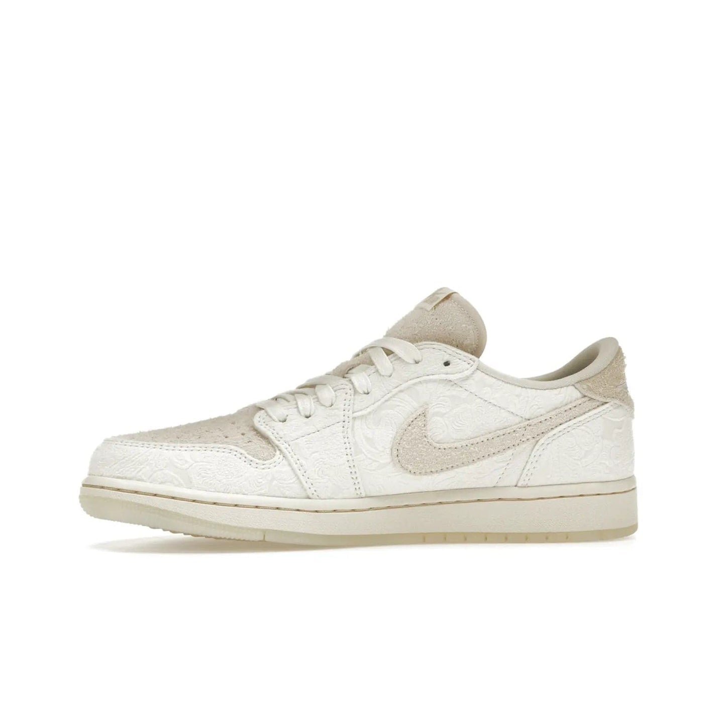 Jordan 1 Retro Low OG Chris Paul - Image 18 - Only at www.BallersClubKickz.com - Jordan 1 Retro Low OG Chris Paul has arrived in a timeless colorway. Light cream upper with matching sail trim and the iconic Jumpman logo. Add classic style to your wardrobe with this sleek sneaker. Grab your pair today!