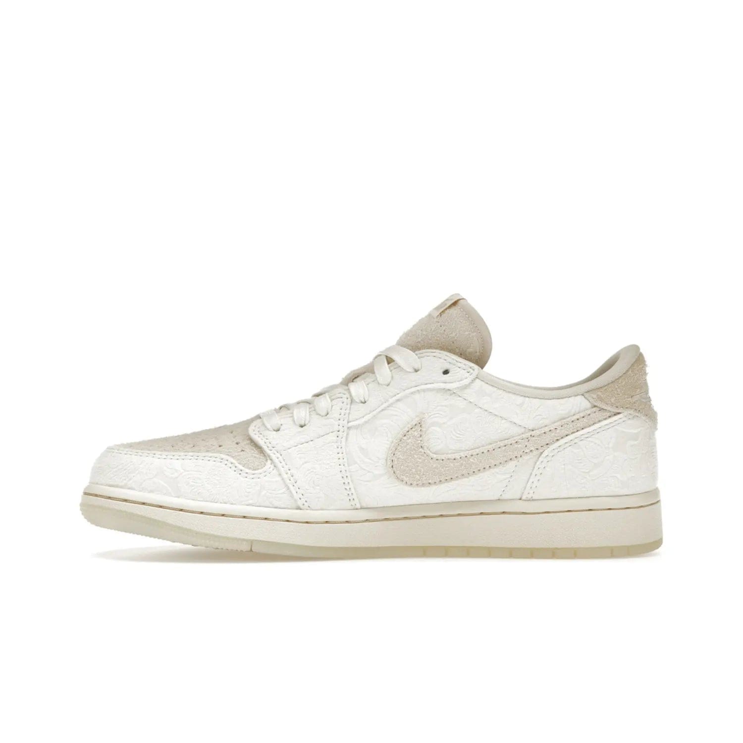 Jordan 1 Retro Low OG Chris Paul - Image 19 - Only at www.BallersClubKickz.com - Jordan 1 Retro Low OG Chris Paul has arrived in a timeless colorway. Light cream upper with matching sail trim and the iconic Jumpman logo. Add classic style to your wardrobe with this sleek sneaker. Grab your pair today!