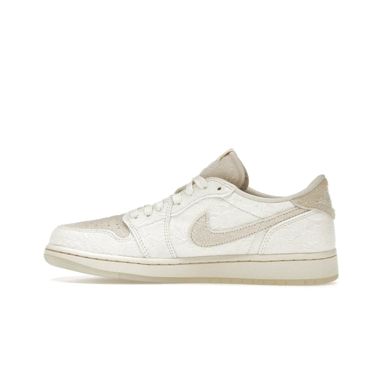 Jordan 1 Retro Low OG Chris Paul - Image 20 - Only at www.BallersClubKickz.com - Jordan 1 Retro Low OG Chris Paul has arrived in a timeless colorway. Light cream upper with matching sail trim and the iconic Jumpman logo. Add classic style to your wardrobe with this sleek sneaker. Grab your pair today!