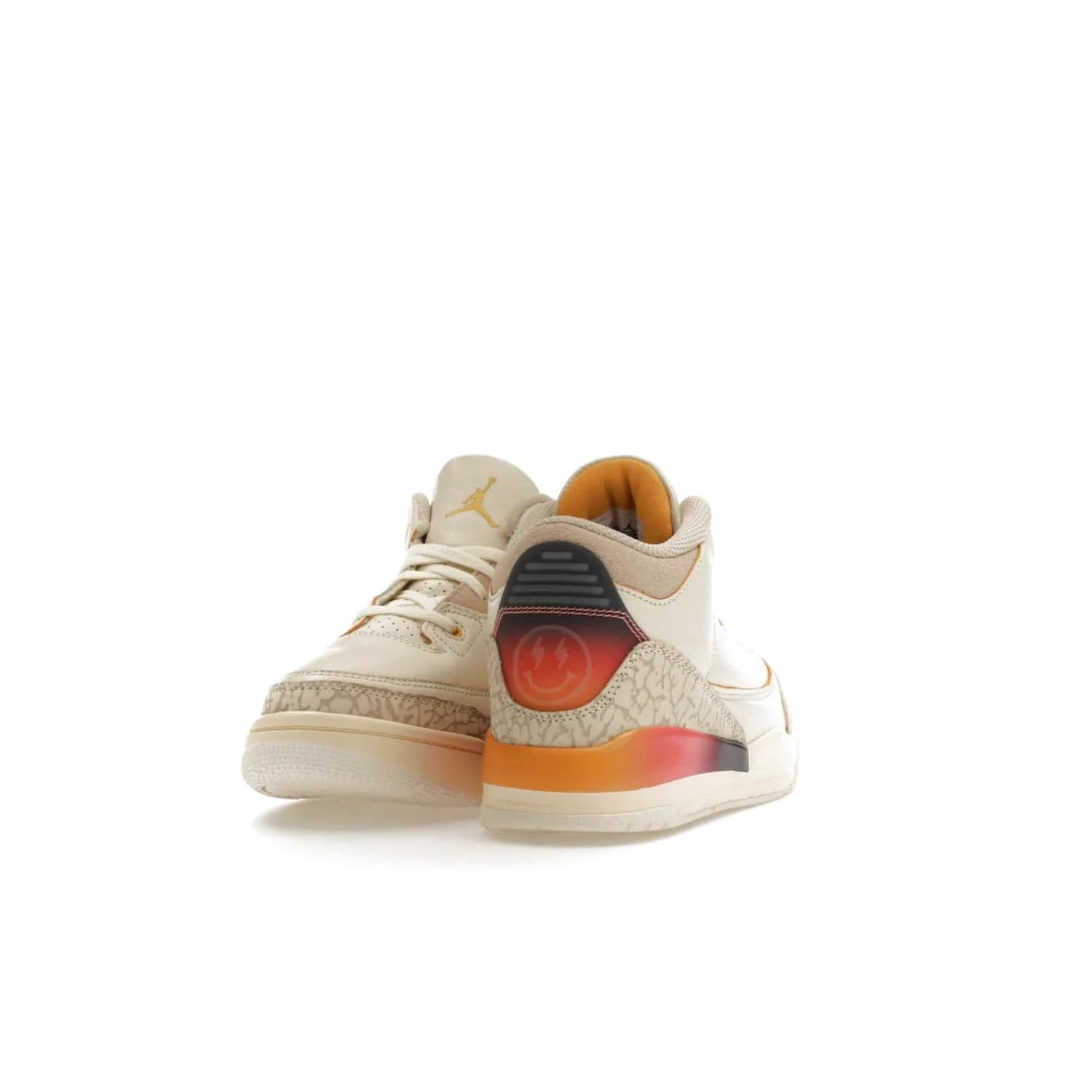 Jordan 3 Retro SP J Balvin Medellín Sunset (PS) - Image 30 - Only at www.BallersClubKickz.com - Jordan 3 Retro SP J Balvin Medellín Sunset (PS) arrives 2023-09-23. Add an edgy touch to your look with this vibrant multi-color sneaker.