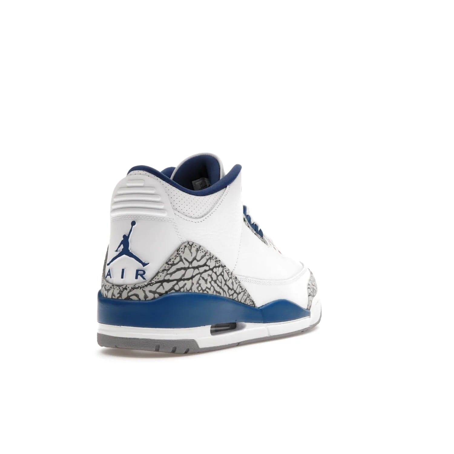Jordan 3 Retro Wizards - Image 31 - Only at www.BallersClubKickz.com - ##
Special tribute sneaker from Jordan Brand to Michael Jordan's time with the Washington Wizards. Iconic white upper, orange Jumpman logo, blue accents, metallic copper details, and cement grey outsole. Buy the Air Jordan 3 Retro Wizards April 29, 2023.