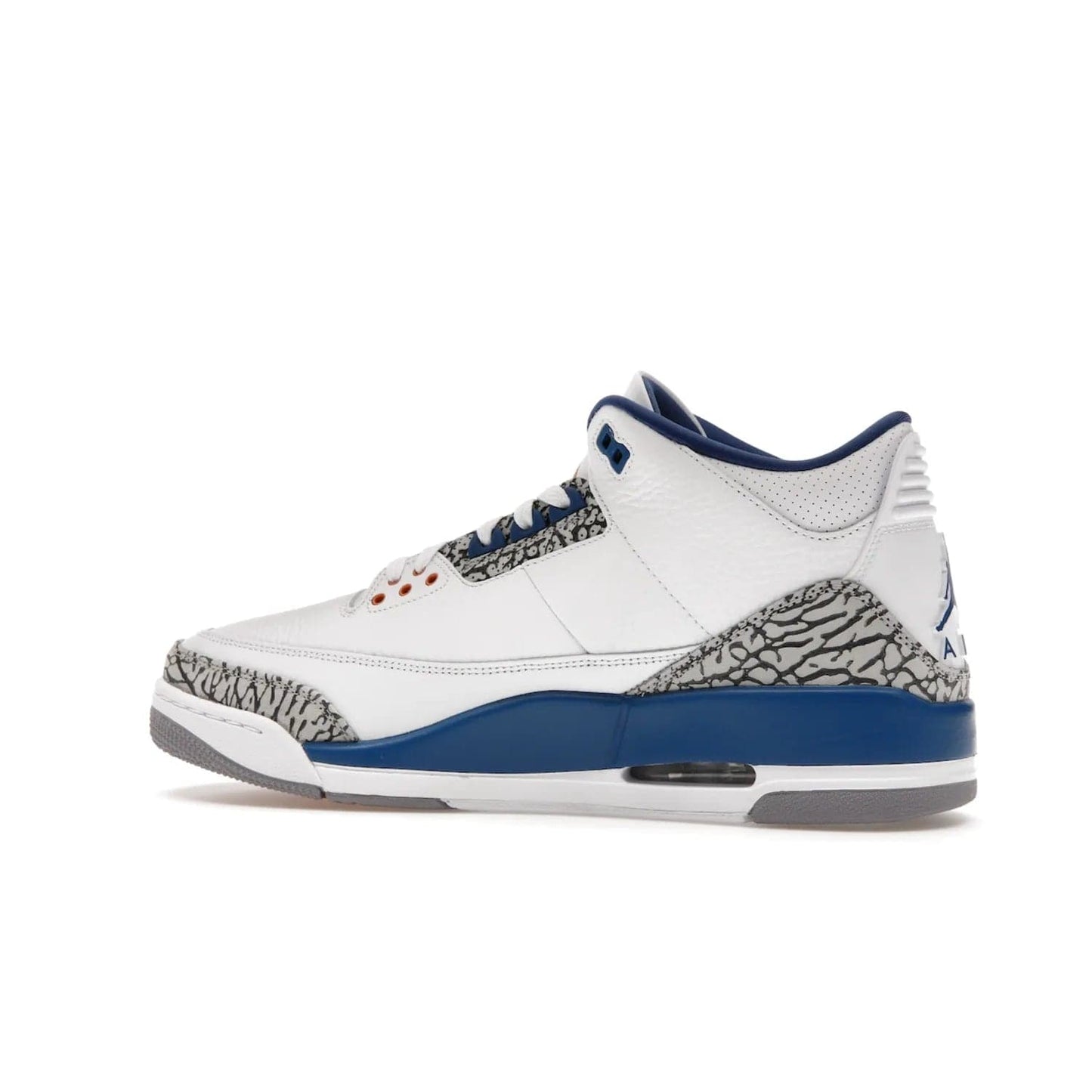 Jordan 3 Retro Wizards - Image 21 - Only at www.BallersClubKickz.com - ##
Special tribute sneaker from Jordan Brand to Michael Jordan's time with the Washington Wizards. Iconic white upper, orange Jumpman logo, blue accents, metallic copper details, and cement grey outsole. Buy the Air Jordan 3 Retro Wizards April 29, 2023.