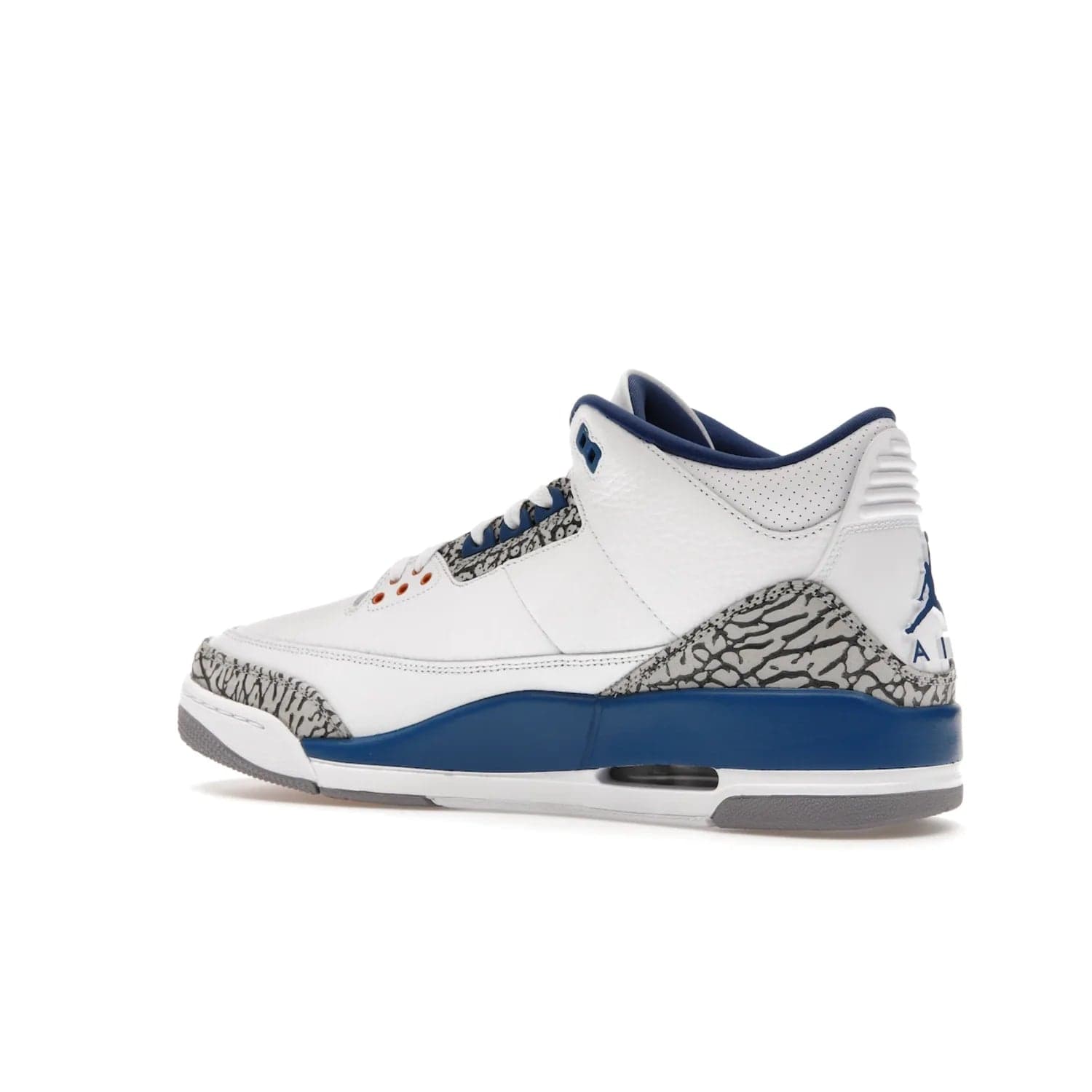 Jordan 3 Retro Wizards - Image 22 - Only at www.BallersClubKickz.com - ##
Special tribute sneaker from Jordan Brand to Michael Jordan's time with the Washington Wizards. Iconic white upper, orange Jumpman logo, blue accents, metallic copper details, and cement grey outsole. Buy the Air Jordan 3 Retro Wizards April 29, 2023.