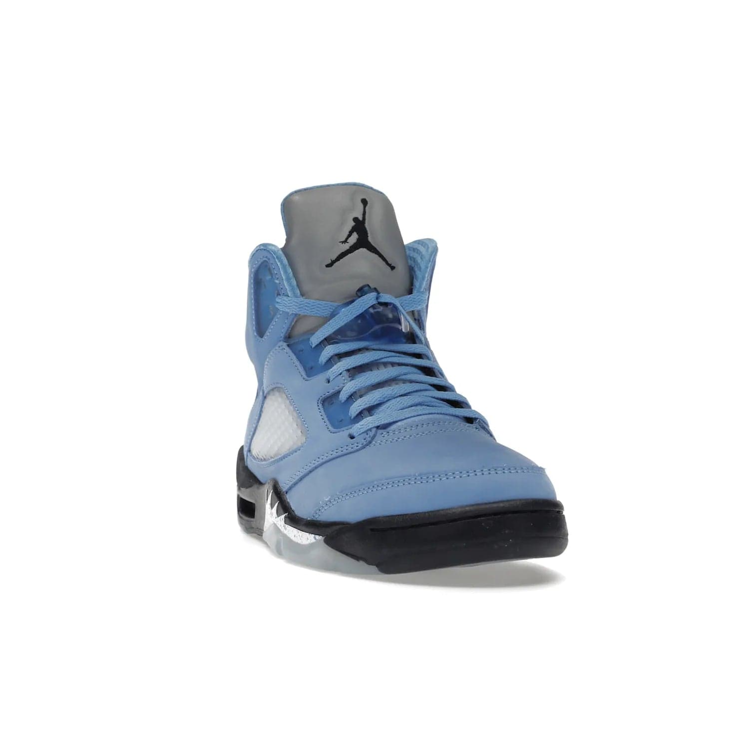 Jordan 5 Retro UNC University Blue - Image 8 - Only at www.BallersClubKickz.com - Fresh Air Jordan 5 Retro UNC University Blue in University Blue laces to honor Michael Jordan's alma mater. 3M reflective tongue, black Jumpman logo, contrasted by black midsole and translucent blue outsole. Drops March 5, 2023.