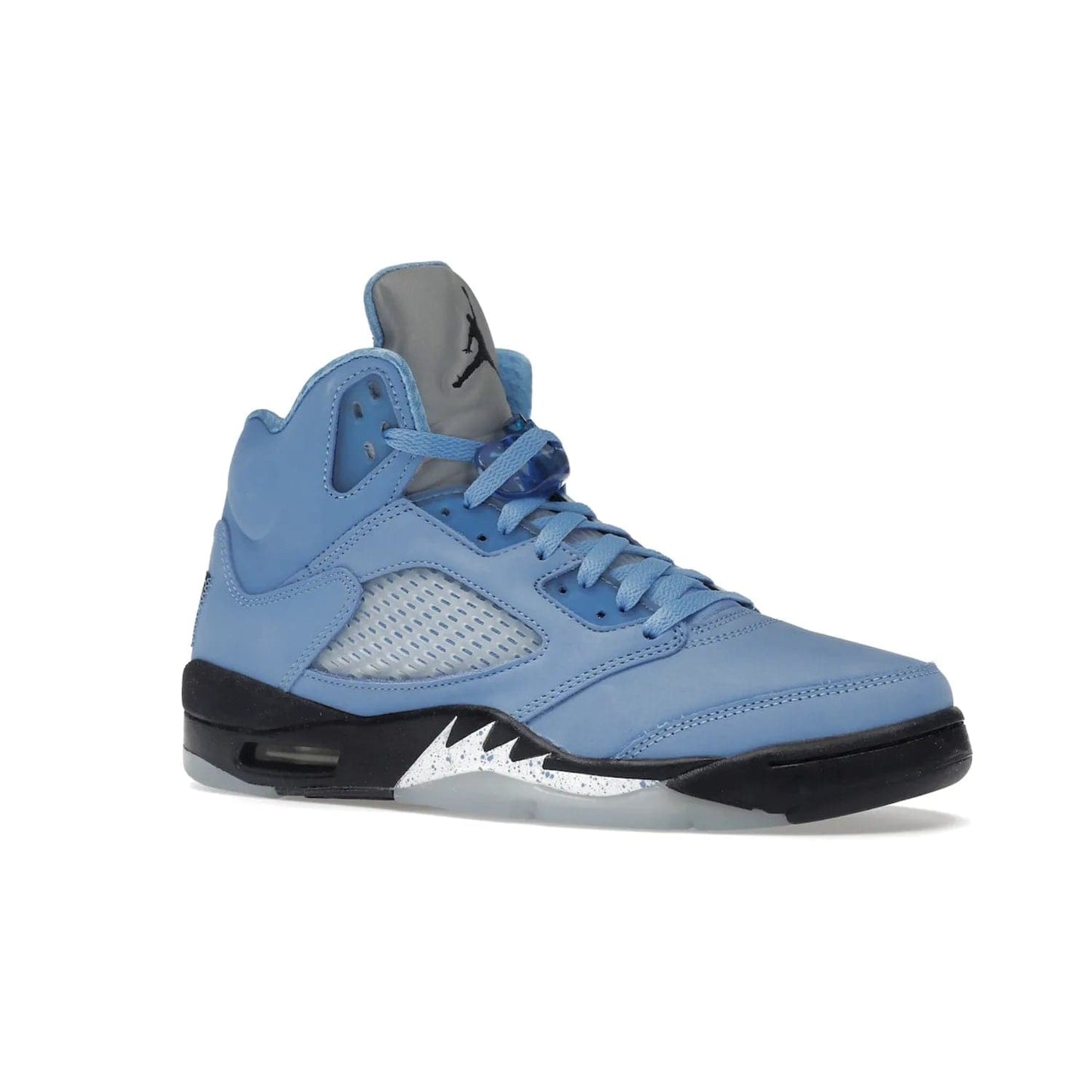 Jordan 5 Retro UNC University Blue - Image 4 - Only at www.BallersClubKickz.com - Fresh Air Jordan 5 Retro UNC University Blue in University Blue laces to honor Michael Jordan's alma mater. 3M reflective tongue, black Jumpman logo, contrasted by black midsole and translucent blue outsole. Drops March 5, 2023.