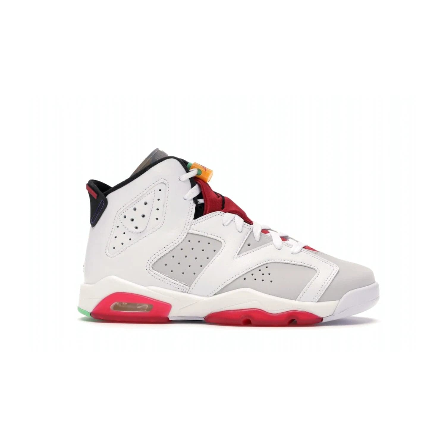 Jordan 6 Retro Hare (GS) - Image 2 - Only at www.BallersClubKickz.com - The Air Jordan 6 Hare GS. Comfortable suede upper, perforations, red pods, two-tone midsole, and signature "Jumpman" emblem. Released 17 June 2020. Perfect for any sneakerhead.