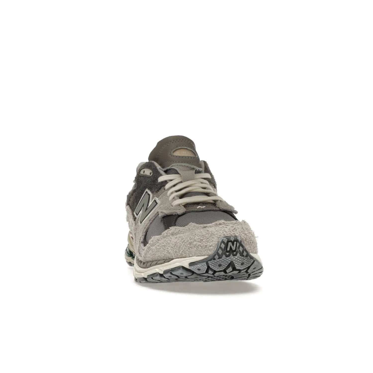 New Balance 2002R Protection Pack Rain Cloud - Image 9 - Only at www.BallersClubKickz.com - The New Balance 2002R Protection Pack Rain Cloud combines style and comfort. Featuring a grey mesh upper, jagged suede overlays and a reflective logo, a vibrant rain cloud motif on the heel stands out! Not just good-looking, the Nrgy midsole and soft grey outsole provide cushioning and comfort. Make a statement with the iconic New Balance 2002R Protection Pack Rain Cloud.