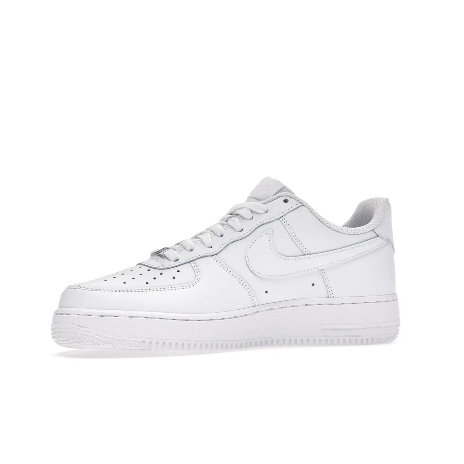 Nike Air Force 1 Low '07 White - Image 17 - Only at www.BallersClubKickz.com - ##
Iconic Swoosh overlays and crisp white sole make the classic Nike Air Force 1 Low White '07 an essential colorway. Classic for seasoned heads and new fans alike.