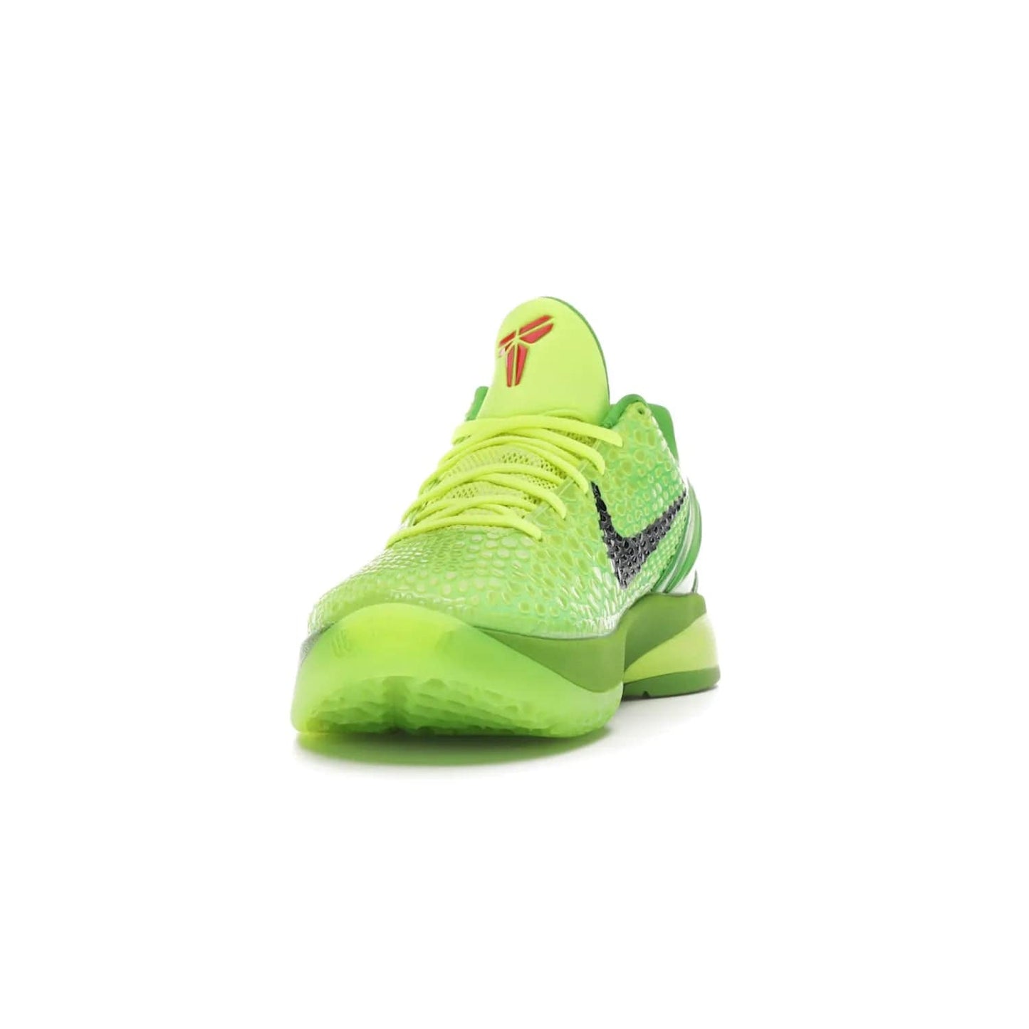 Nike Kobe 6 Protro Grinch (2020) - Image 12 - Only at www.BallersClubKickz.com - #
The Nike Kobe 6 Protro Grinch updates the iconic 2011 design with modern tech like a Zoom Air cushioning system, scaled-down traction, and updated silhouette. Experience the textured Green Apple and Volt upper plus bright red and green accents for $180.
