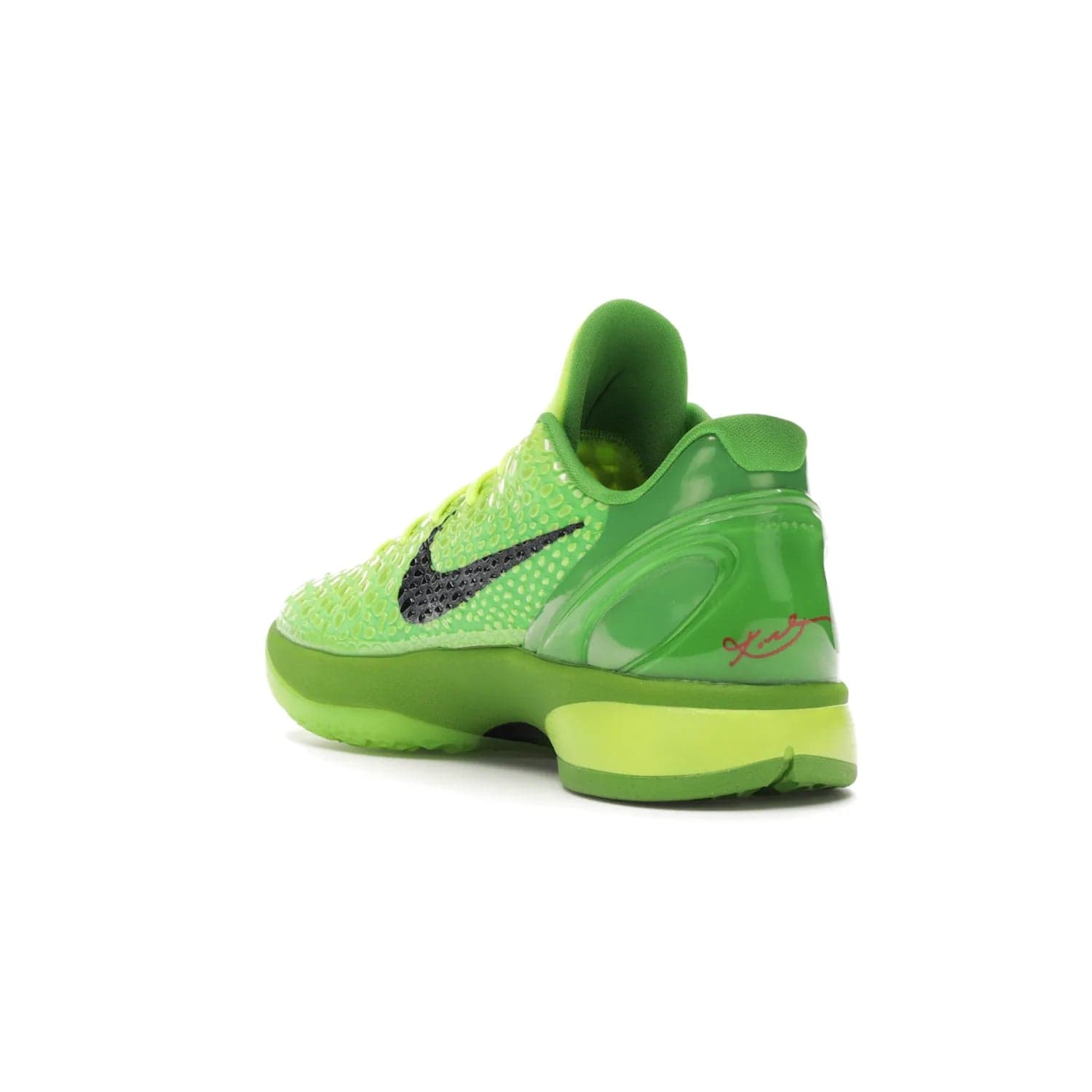 Nike Kobe 6 Protro Grinch (2020) - Image 25 - Only at www.BallersClubKickz.com - #
The Nike Kobe 6 Protro Grinch updates the iconic 2011 design with modern tech like a Zoom Air cushioning system, scaled-down traction, and updated silhouette. Experience the textured Green Apple and Volt upper plus bright red and green accents for $180.