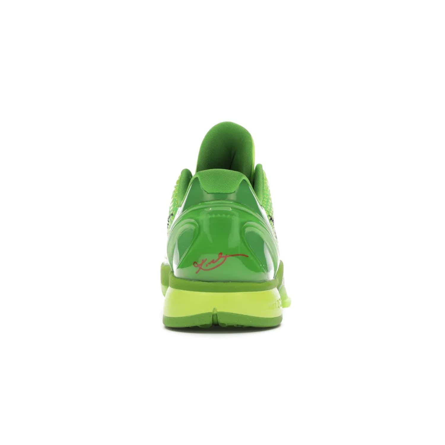 Nike Kobe 6 Protro Grinch (2020) - Image 28 - Only at www.BallersClubKickz.com - #
The Nike Kobe 6 Protro Grinch updates the iconic 2011 design with modern tech like a Zoom Air cushioning system, scaled-down traction, and updated silhouette. Experience the textured Green Apple and Volt upper plus bright red and green accents for $180.